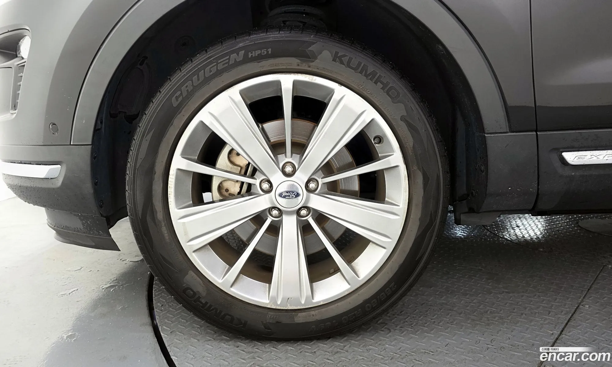 Ford Explorer 2018 1FM5K8FH0JGB23670 — 14