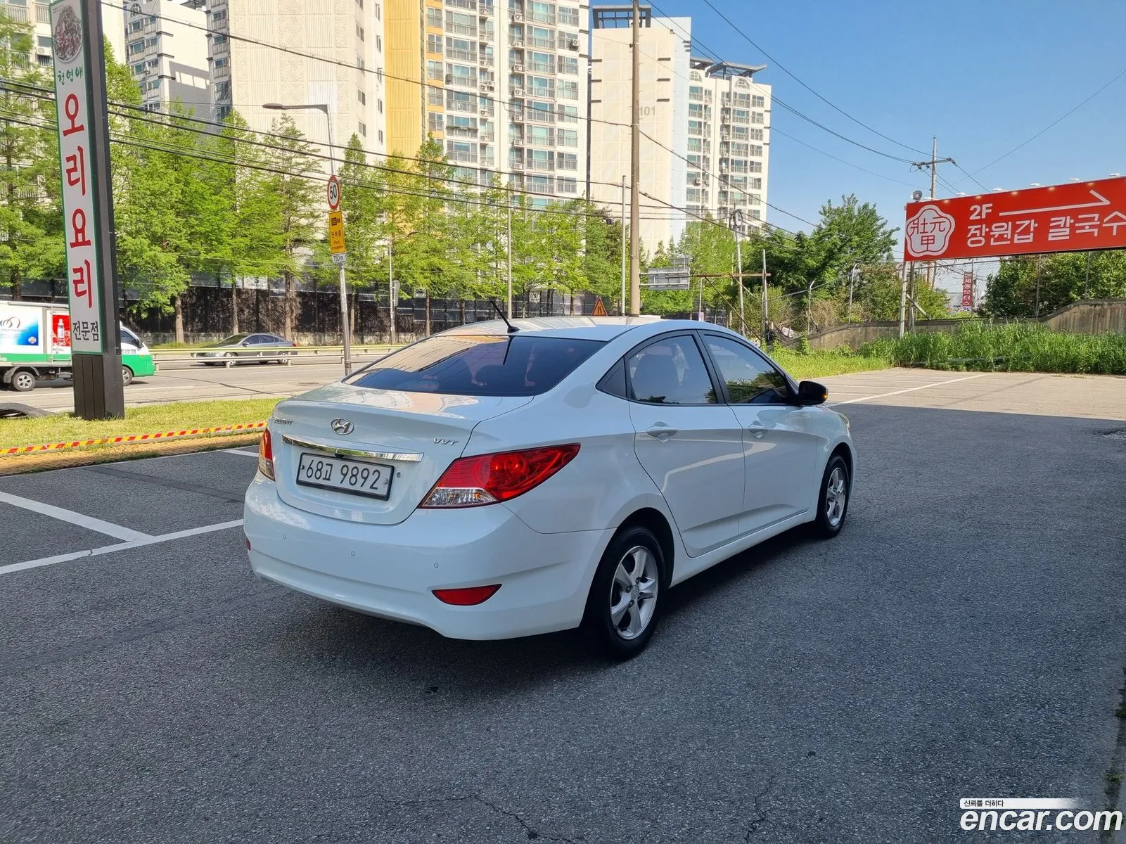 Hyundai Accent 2012 — 6