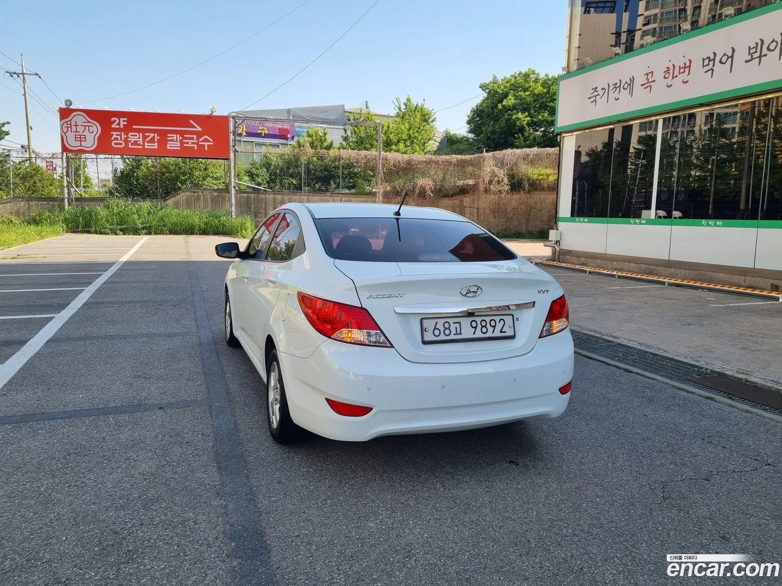 Hyundai Accent 2012 — 12