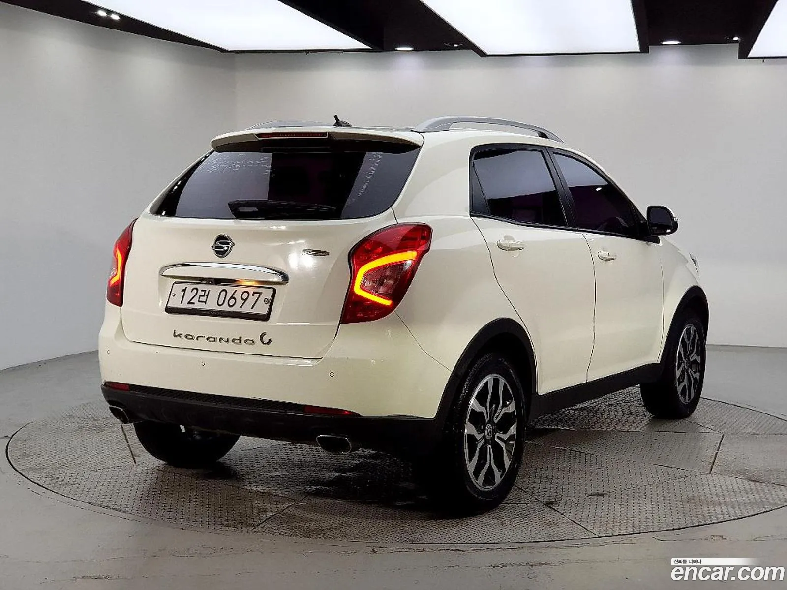 KG Mobility (SsangYong) Korando C 2015 — 12