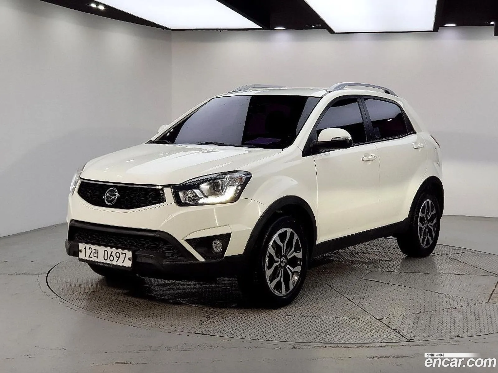 KG Mobility (SsangYong) Korando C 2015 — 18