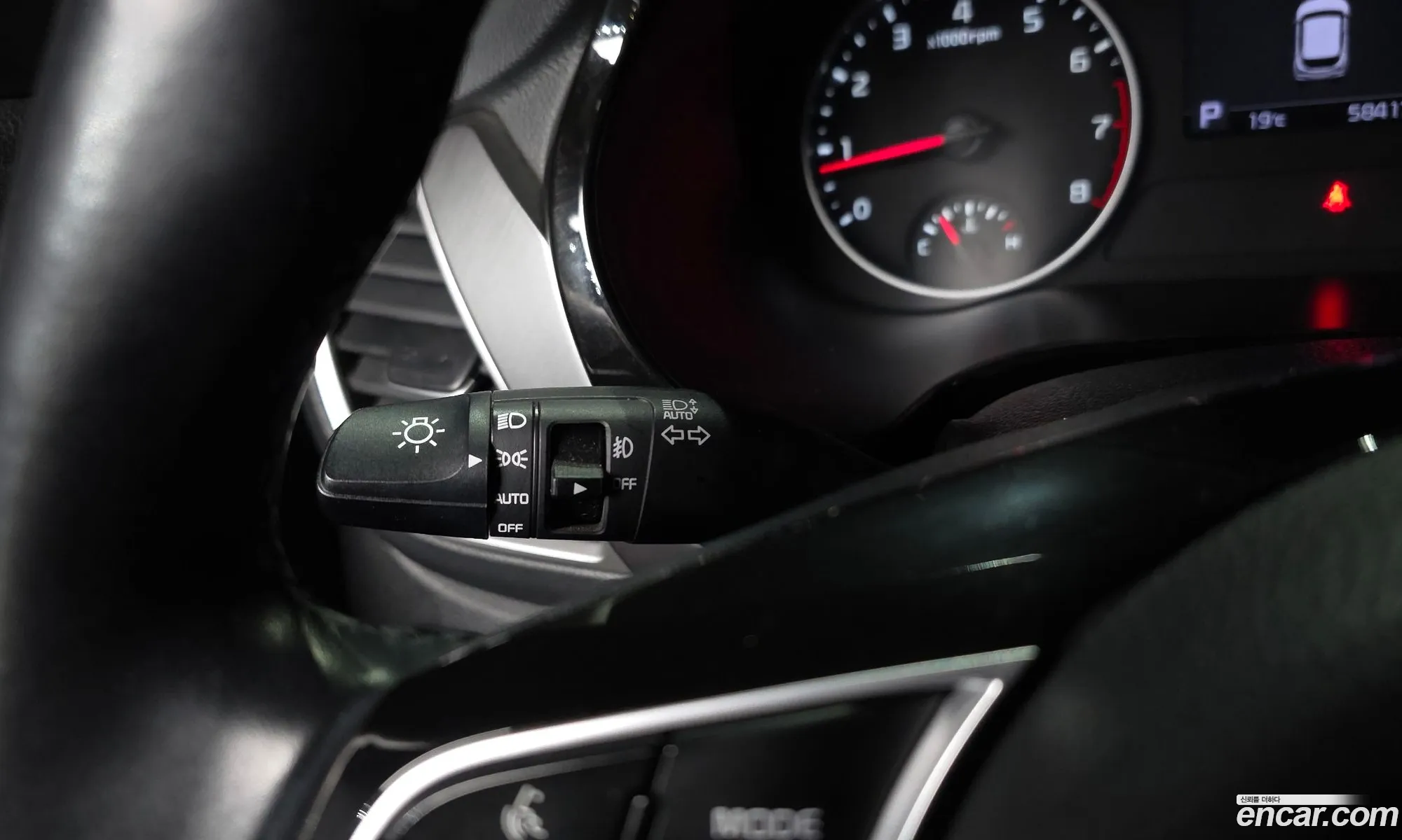 Kia Seltos 2019 KNAEV812HLK003932 — 27
