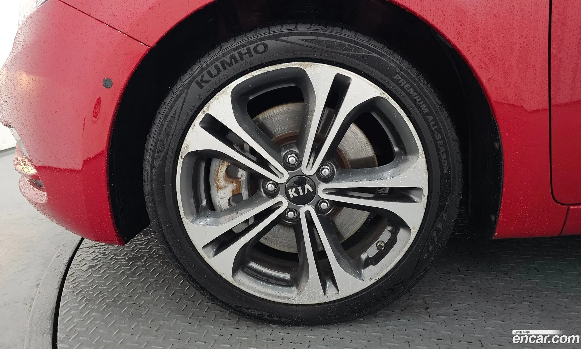 Kia K3 2012 KNAFZ412BDA021235 — 20