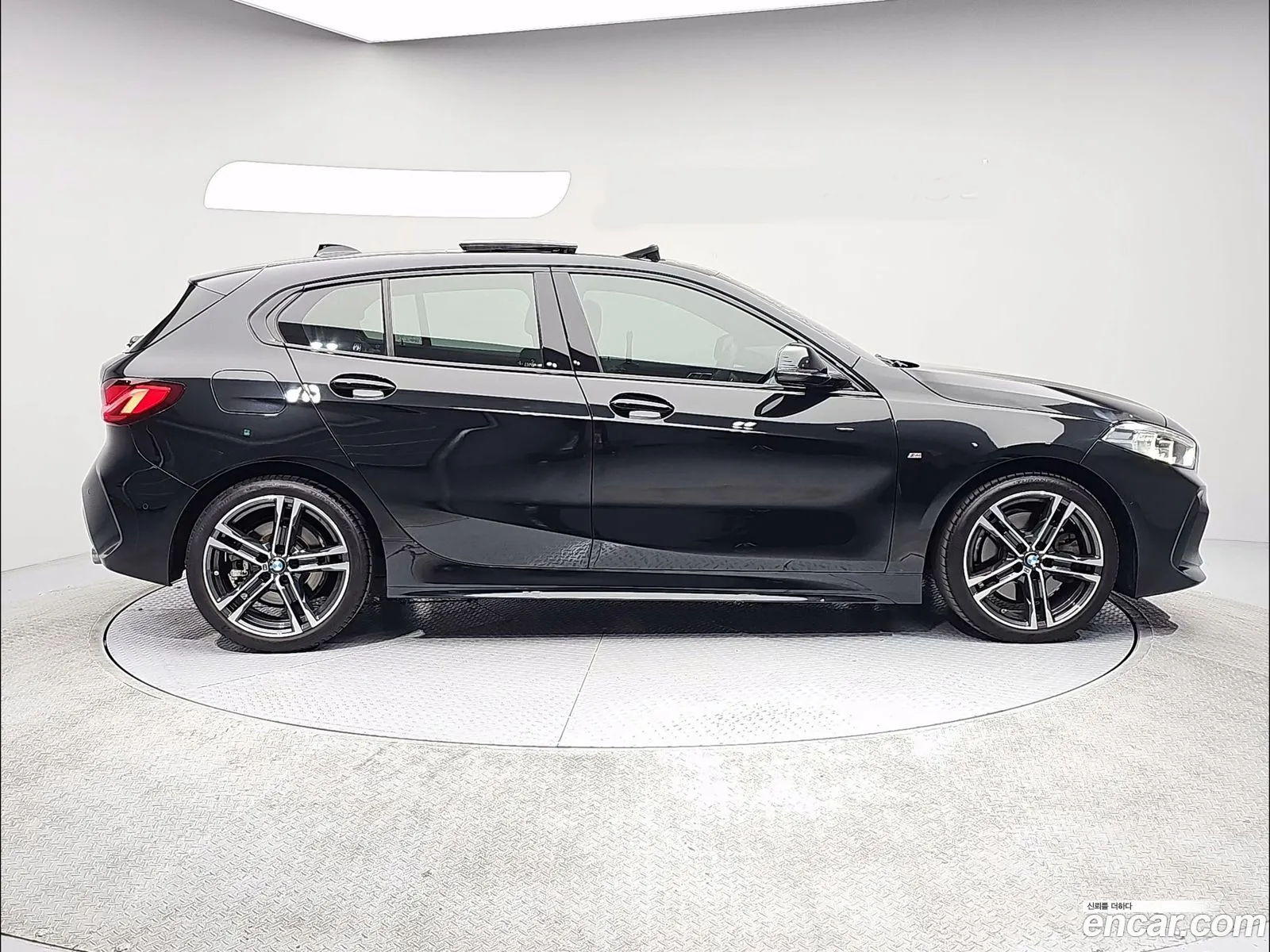 BMW 1 Series 2023 — 12