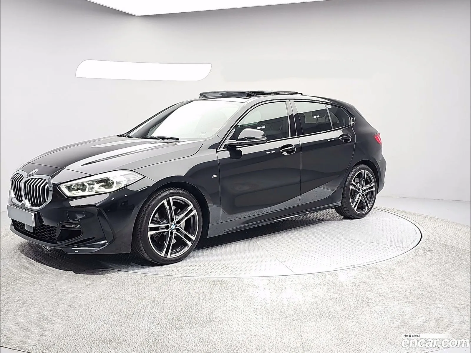 BMW 1 Series 2023 — 3