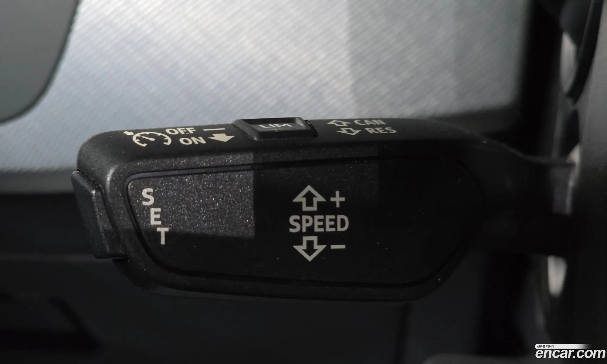 Audi A4 2023 WAUZZZF42PA035913 — 33