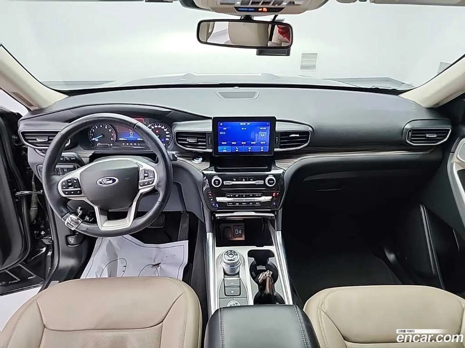 Ford Explorer 6th Gen 2022 — 16