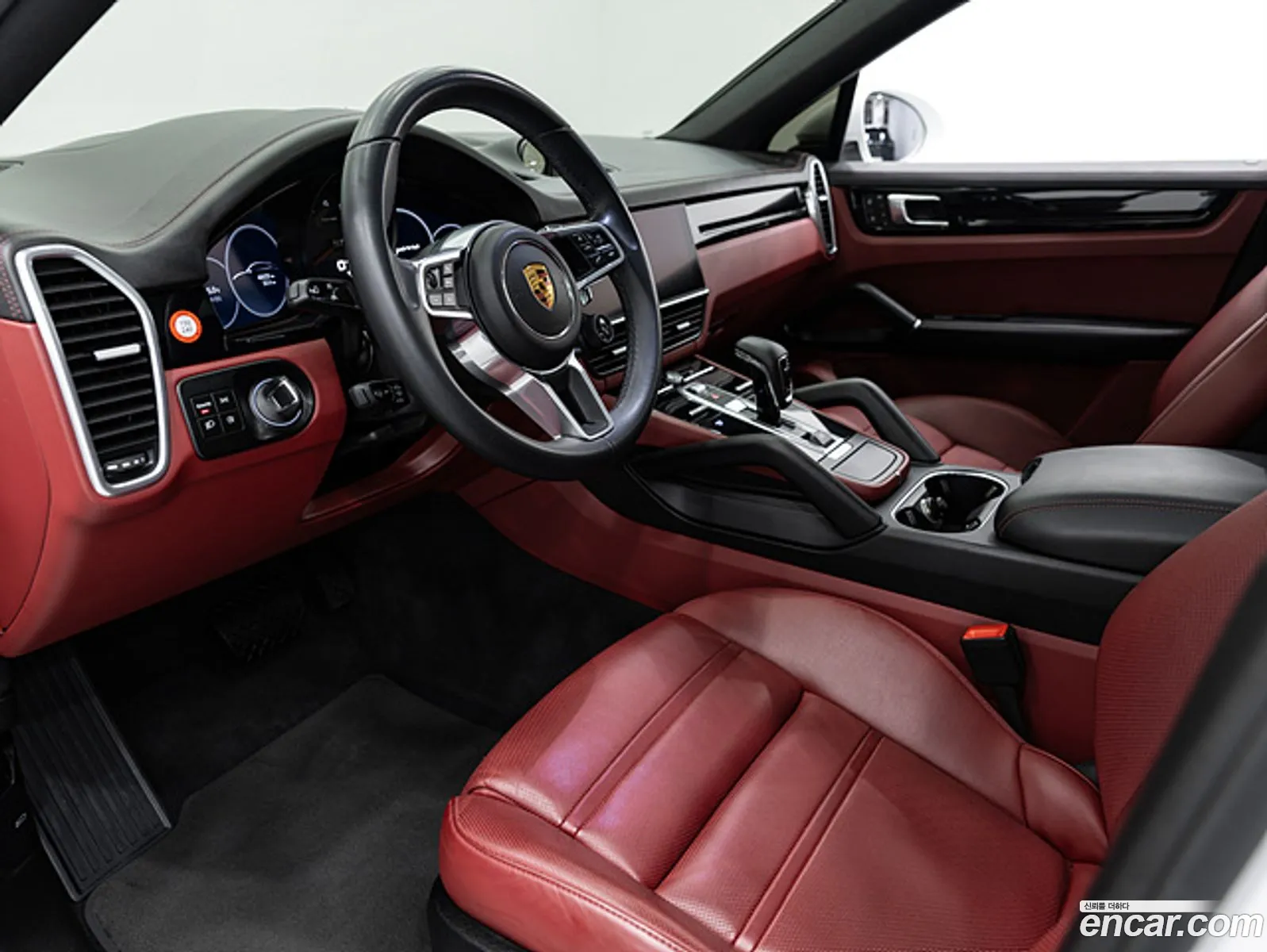 Porsche Cayenne 2023 — 19