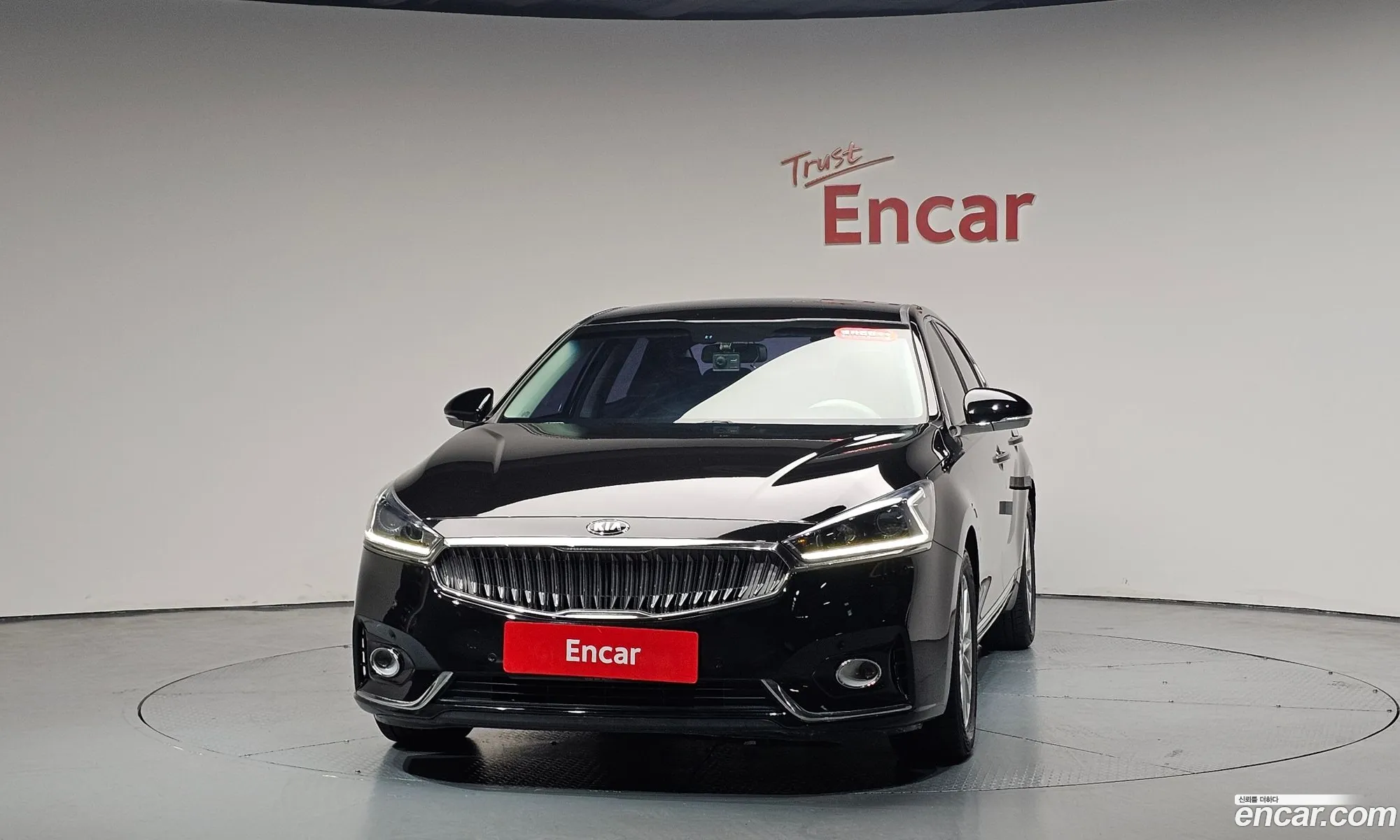 Kia K7 2018 KNALC418BJA127840 — 7