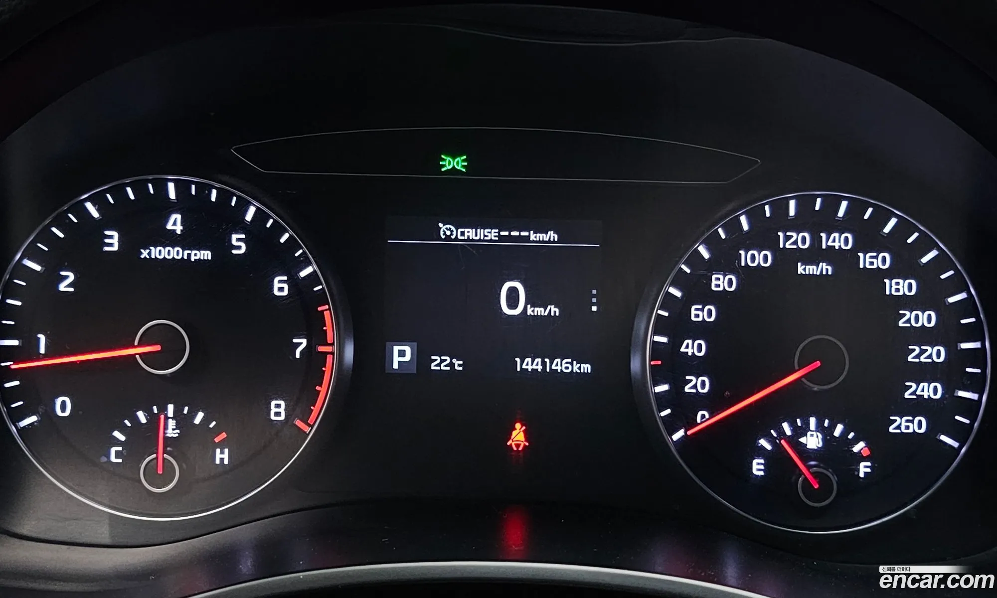 Kia K7 2018 KNALC418BJA127840 — 17