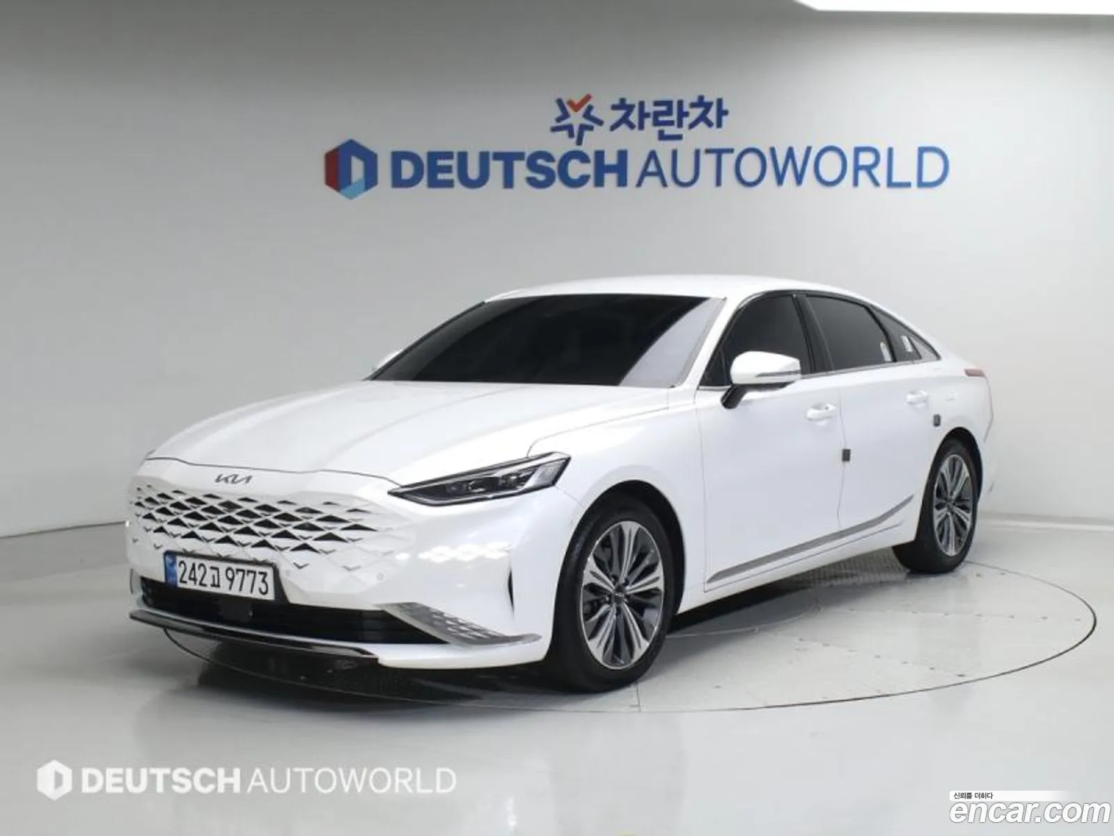 Kia K8 Hybrid 2024 — 19