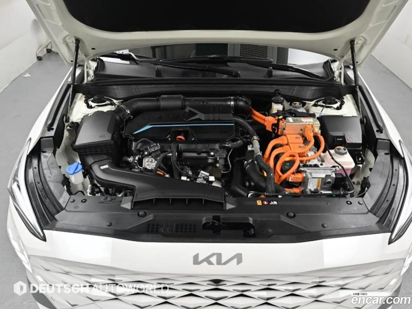Kia K8 Hybrid 2024 — 17