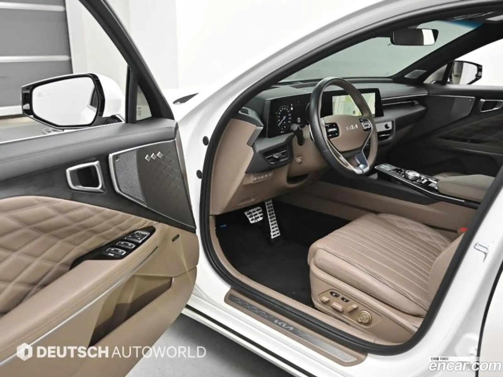 Kia K8 Hybrid 2024 — 12
