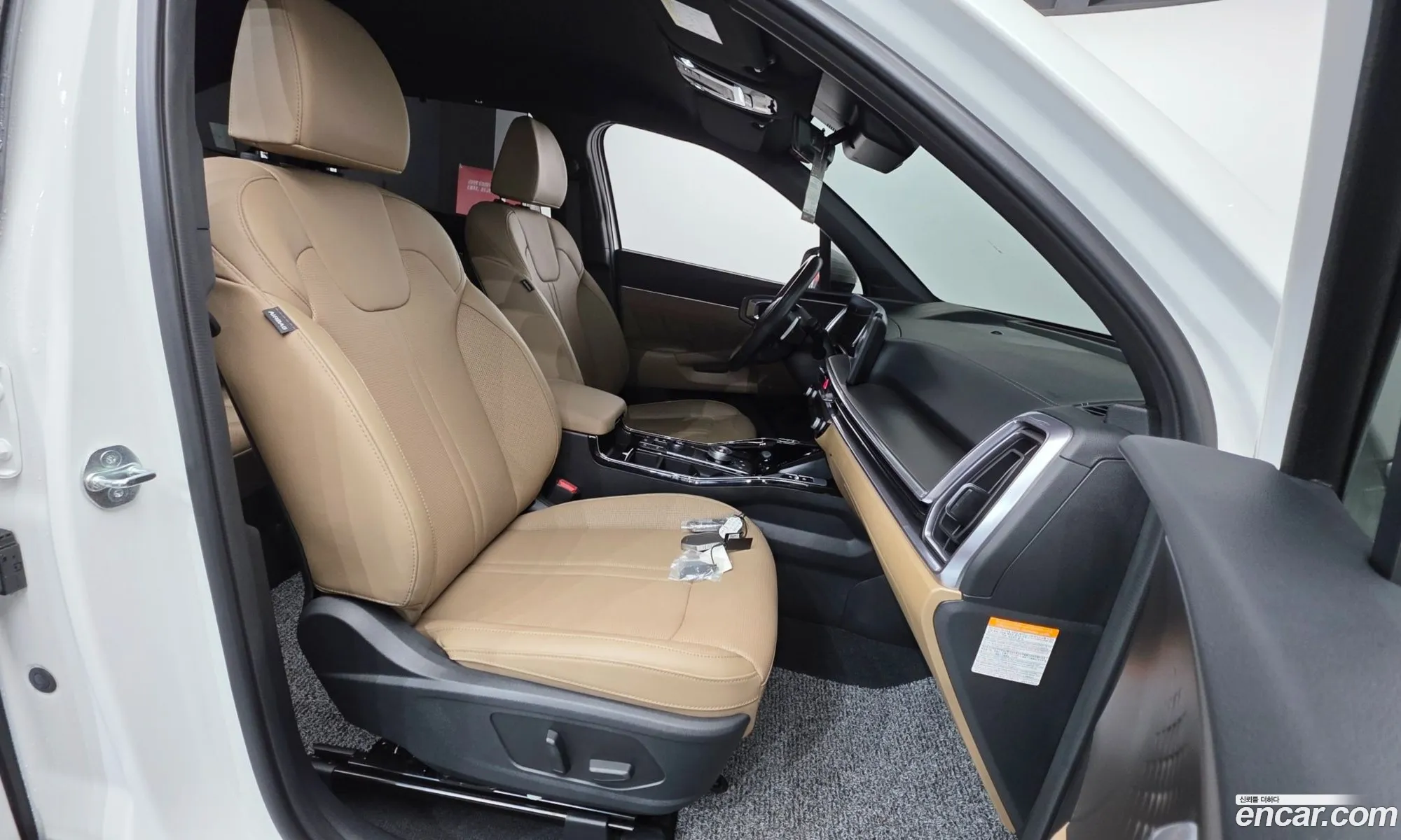 Kia Sorento 2023 KNARH81GBRA254049 — 16