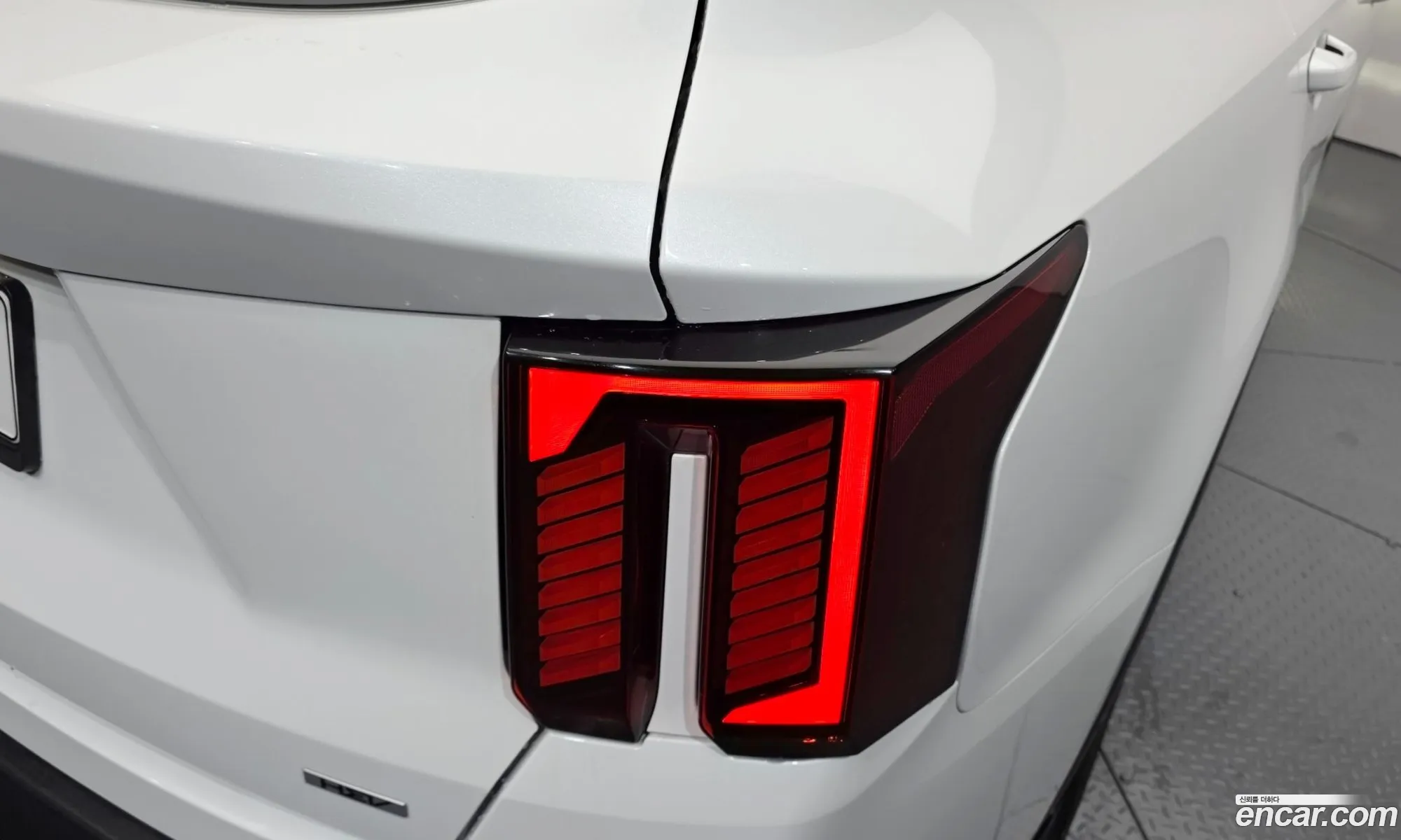 Kia Sorento 2023 KNARH81GBRA254049 — 12