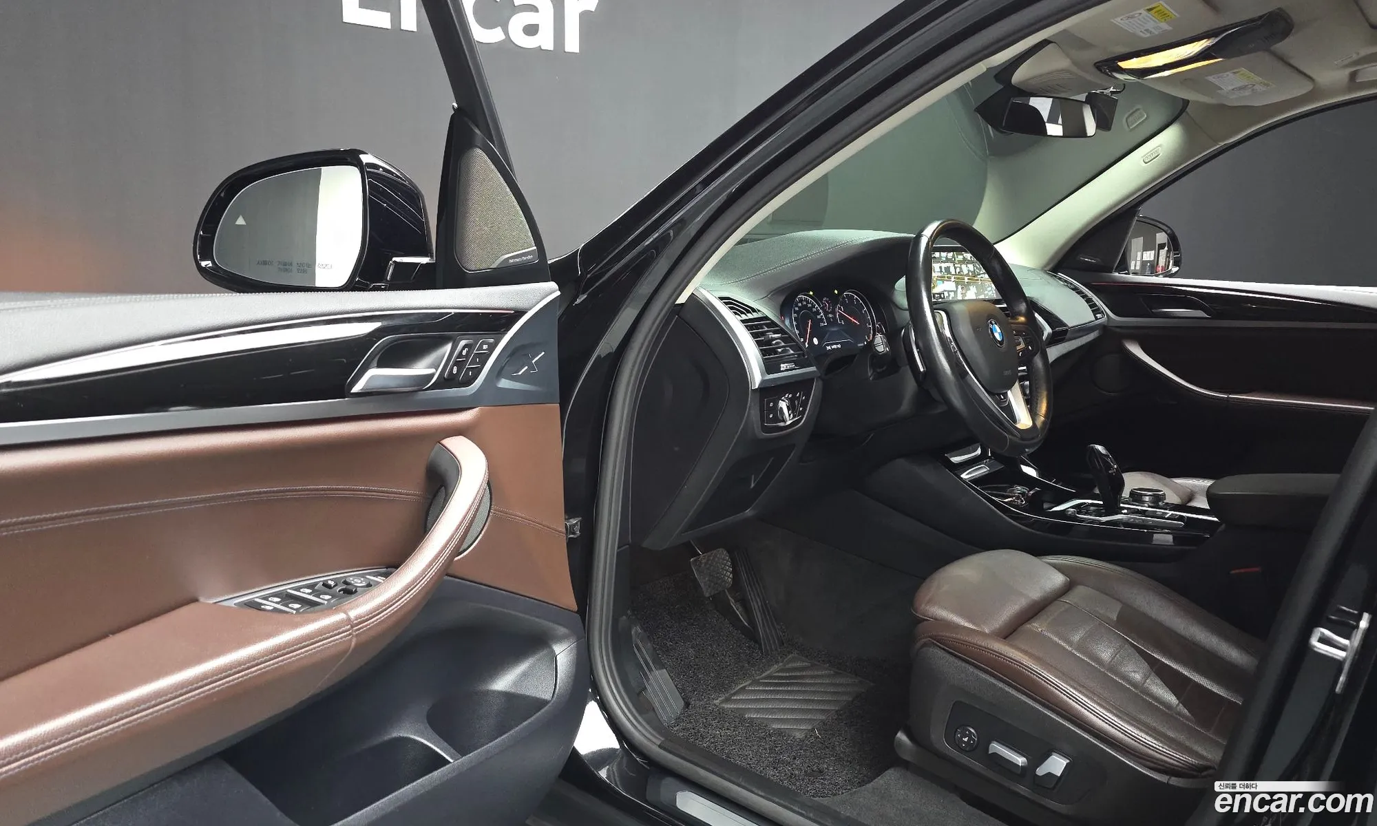 BMW X3 2018 WBATX7105JLB46782 — 17