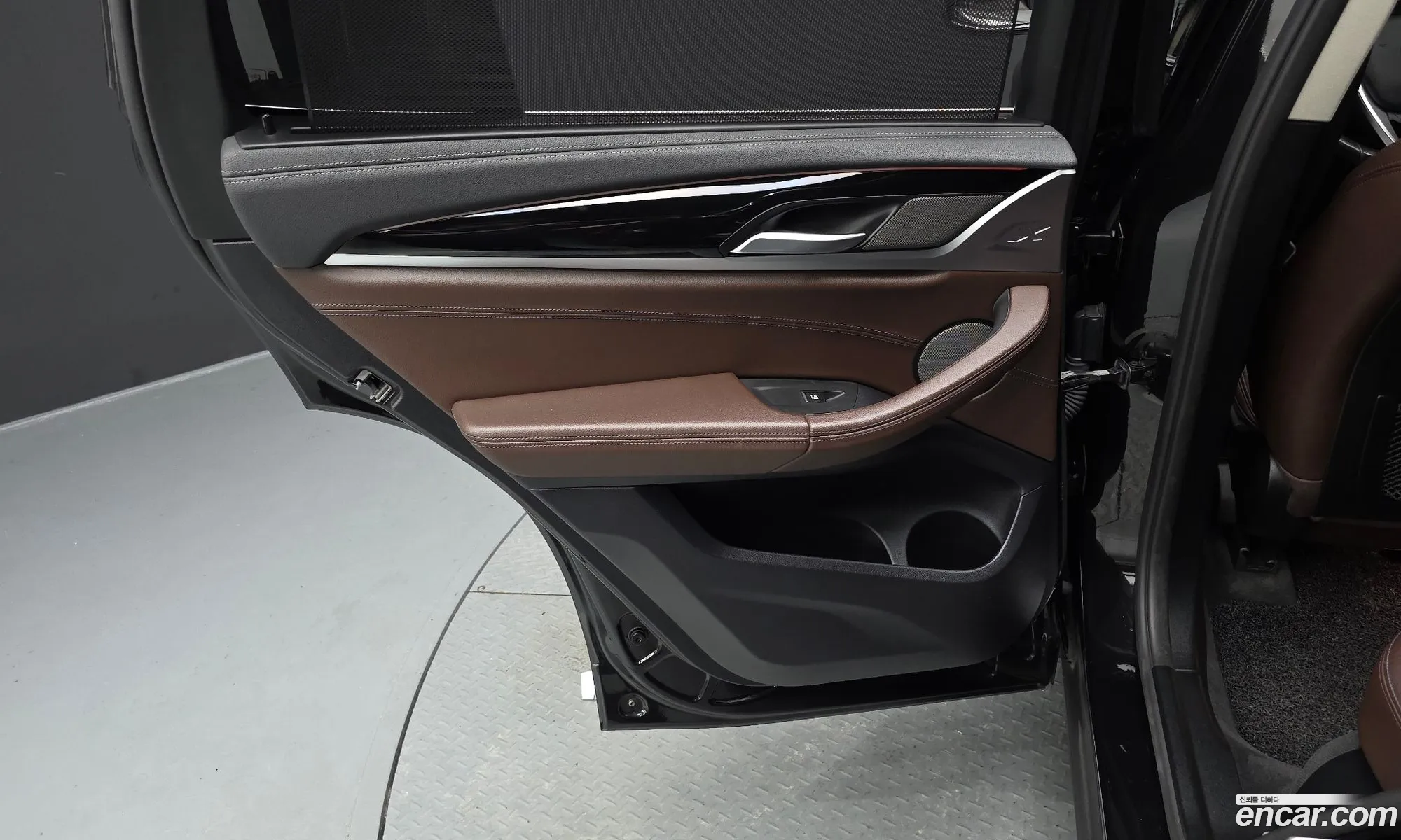 BMW X3 2018 WBATX7105JLB46782 — 26
