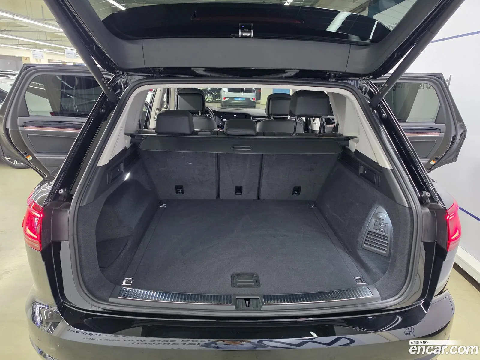 Volkswagen Touareg 2024 — 17