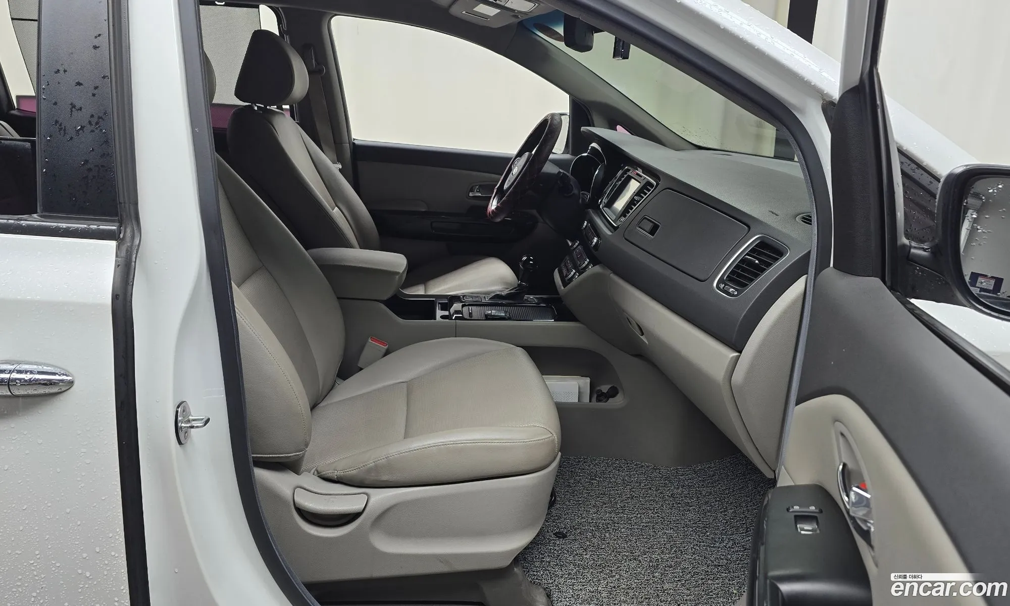 Kia Carnival 2015 KNAMC81ABGS096658 — 16