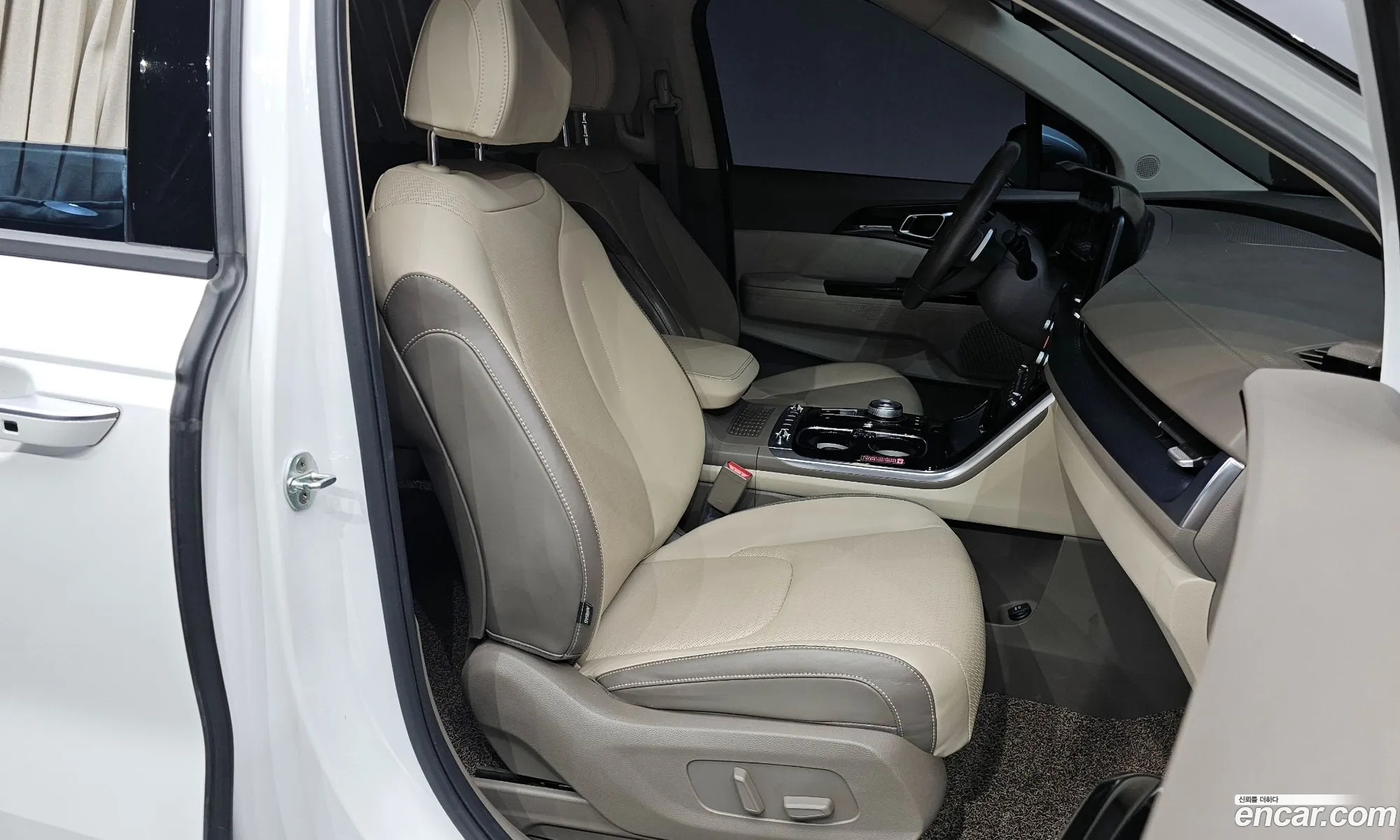 Kia Carnival 2021 — 14