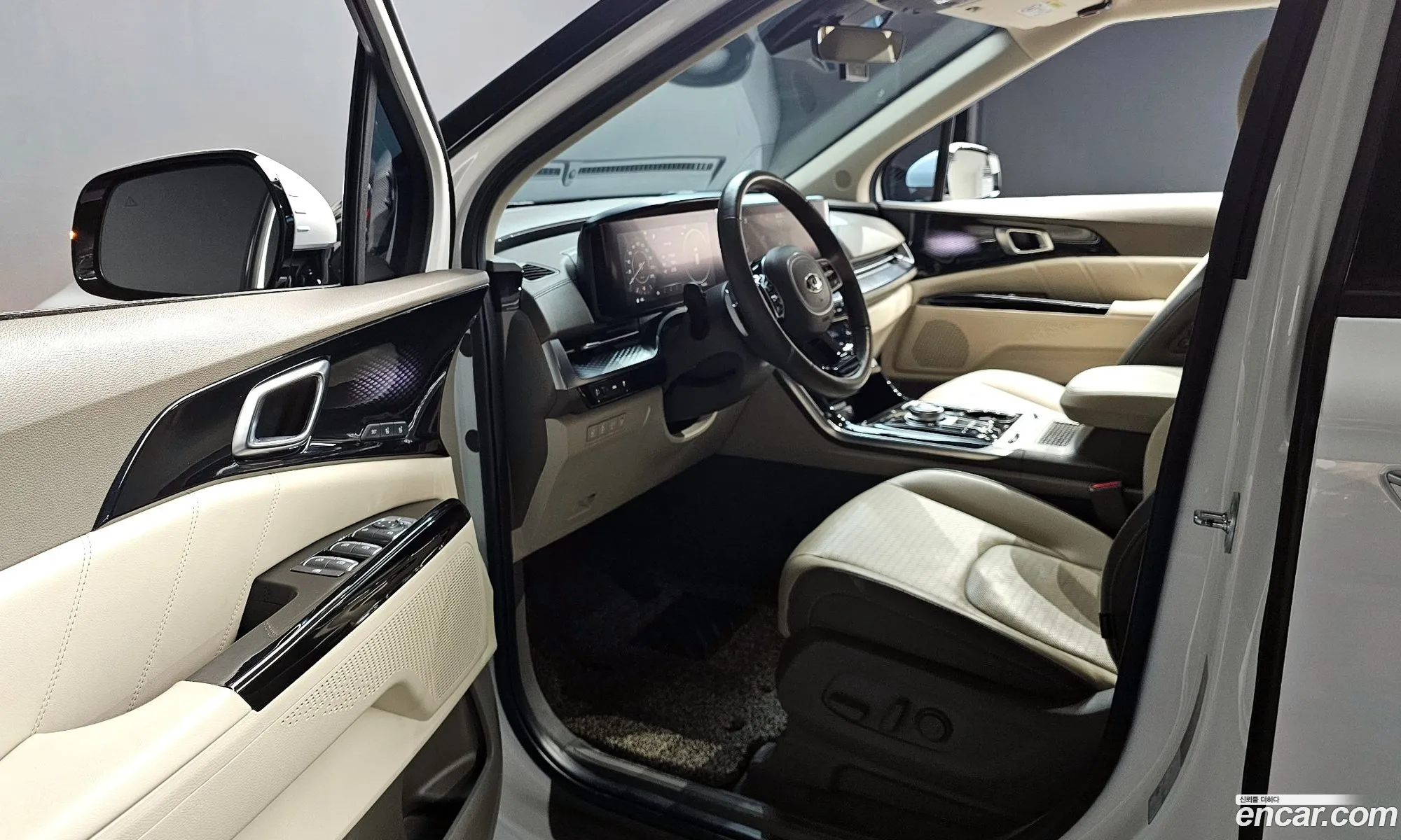 Kia Carnival 2021 — 23