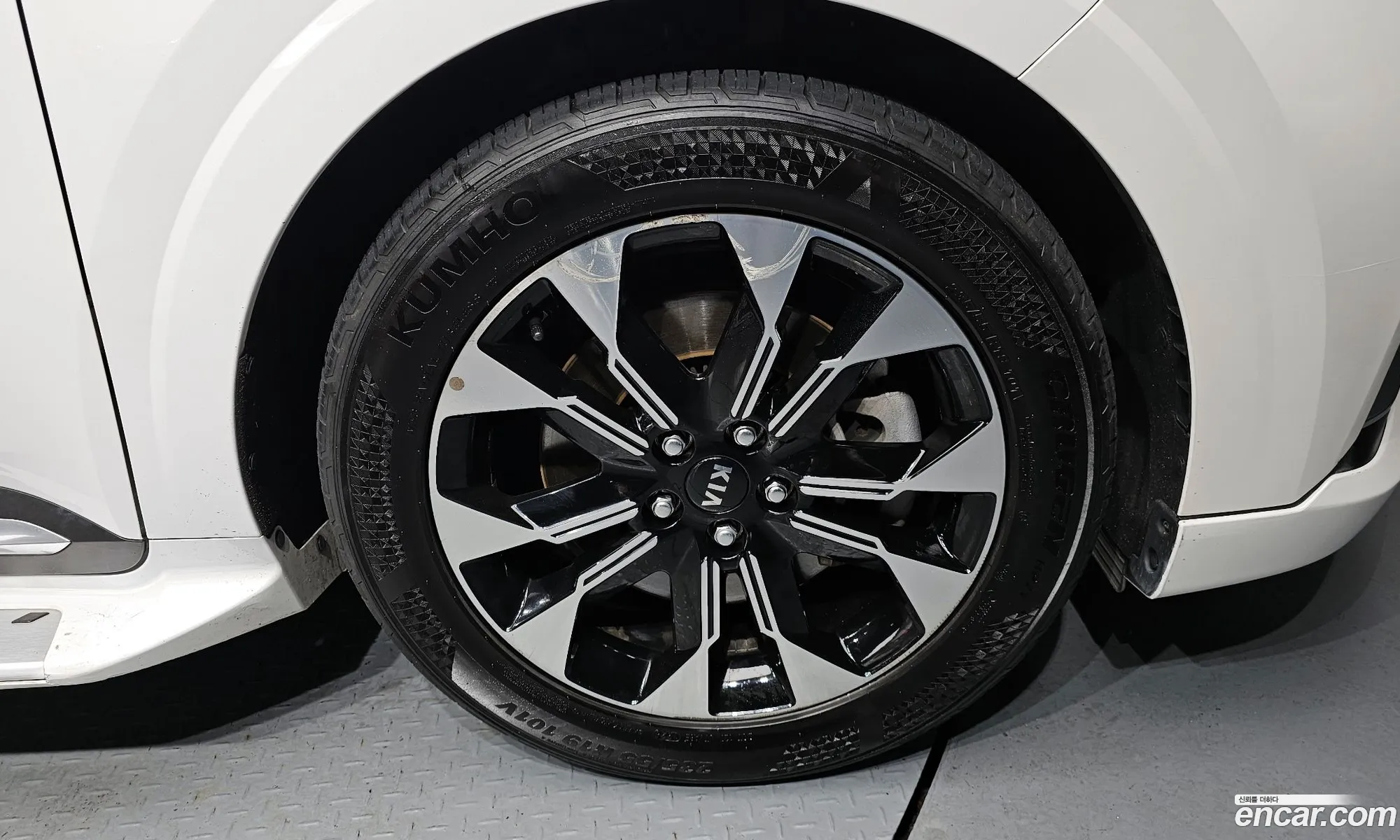Kia Carnival 2021 — 22