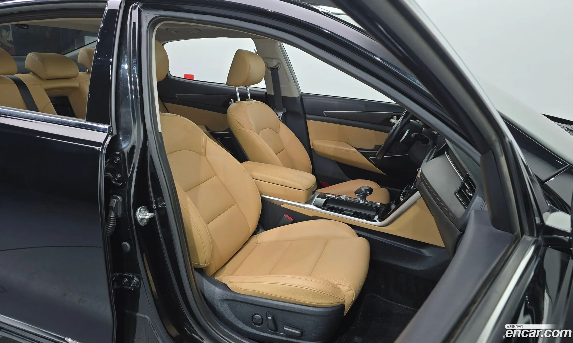 Kia K7 Premier 2020 KNALB41BBMA239851 — 18