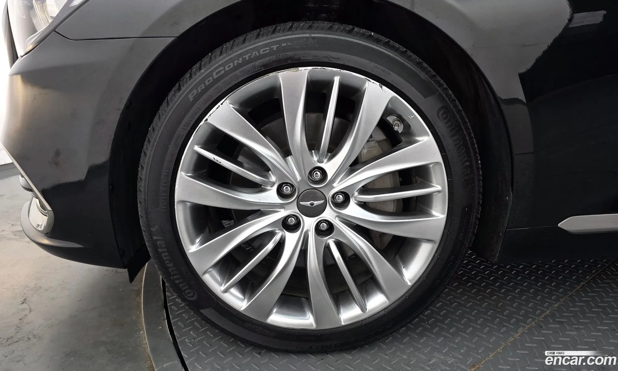 Genesis G80 2017 KMHGM41DDHU226736 — 15