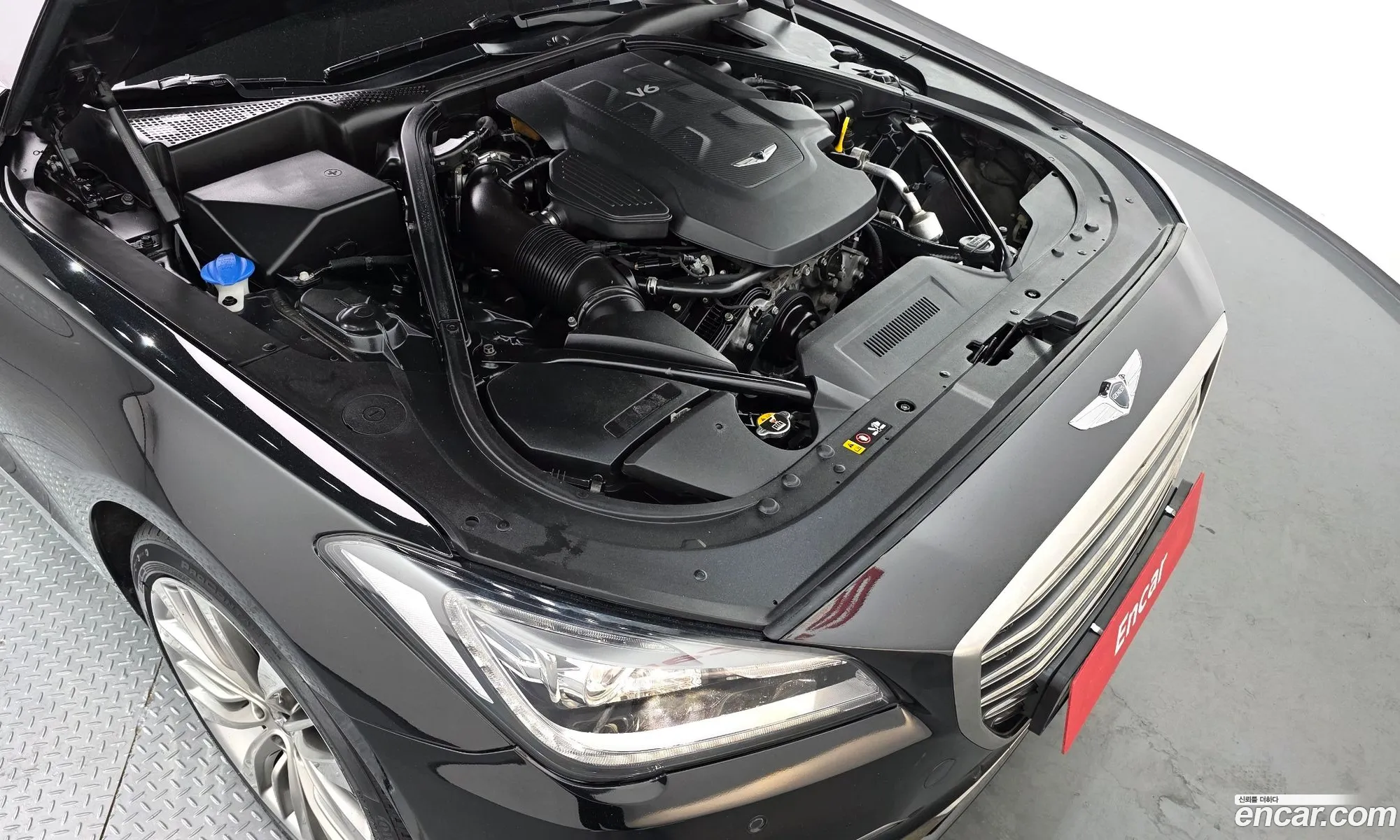 Genesis G80 2017 KMHGM41DDHU226736 — 11