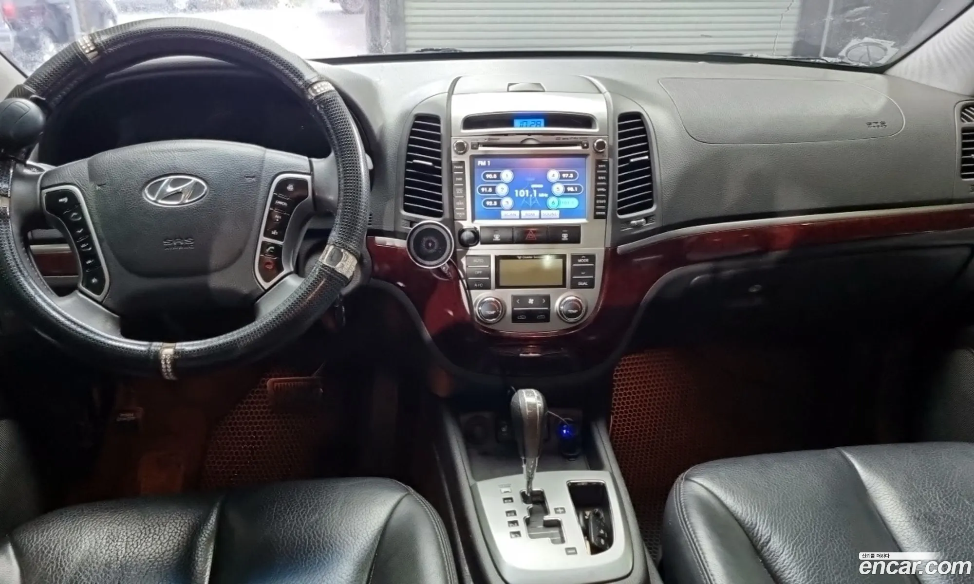 Hyundai Santa Fe CM 2011 — 17