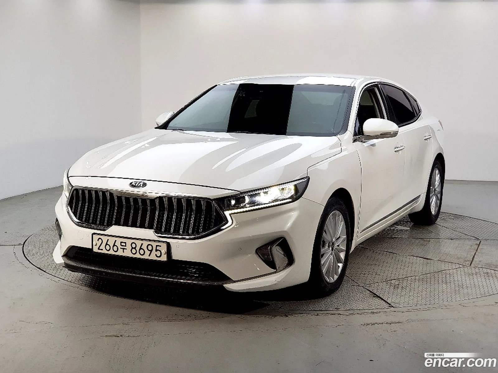 Kia K7 Premier 2020 — 10