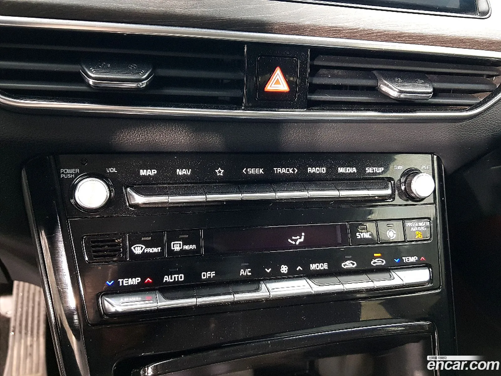 Kia K7 Premier 2020 — 7