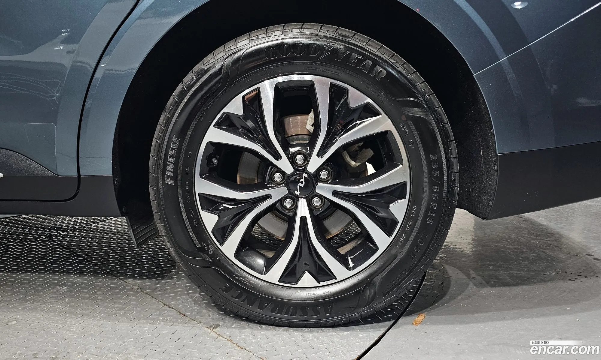 Kia Carnival 2023 KNANC813BPS318485 — 27