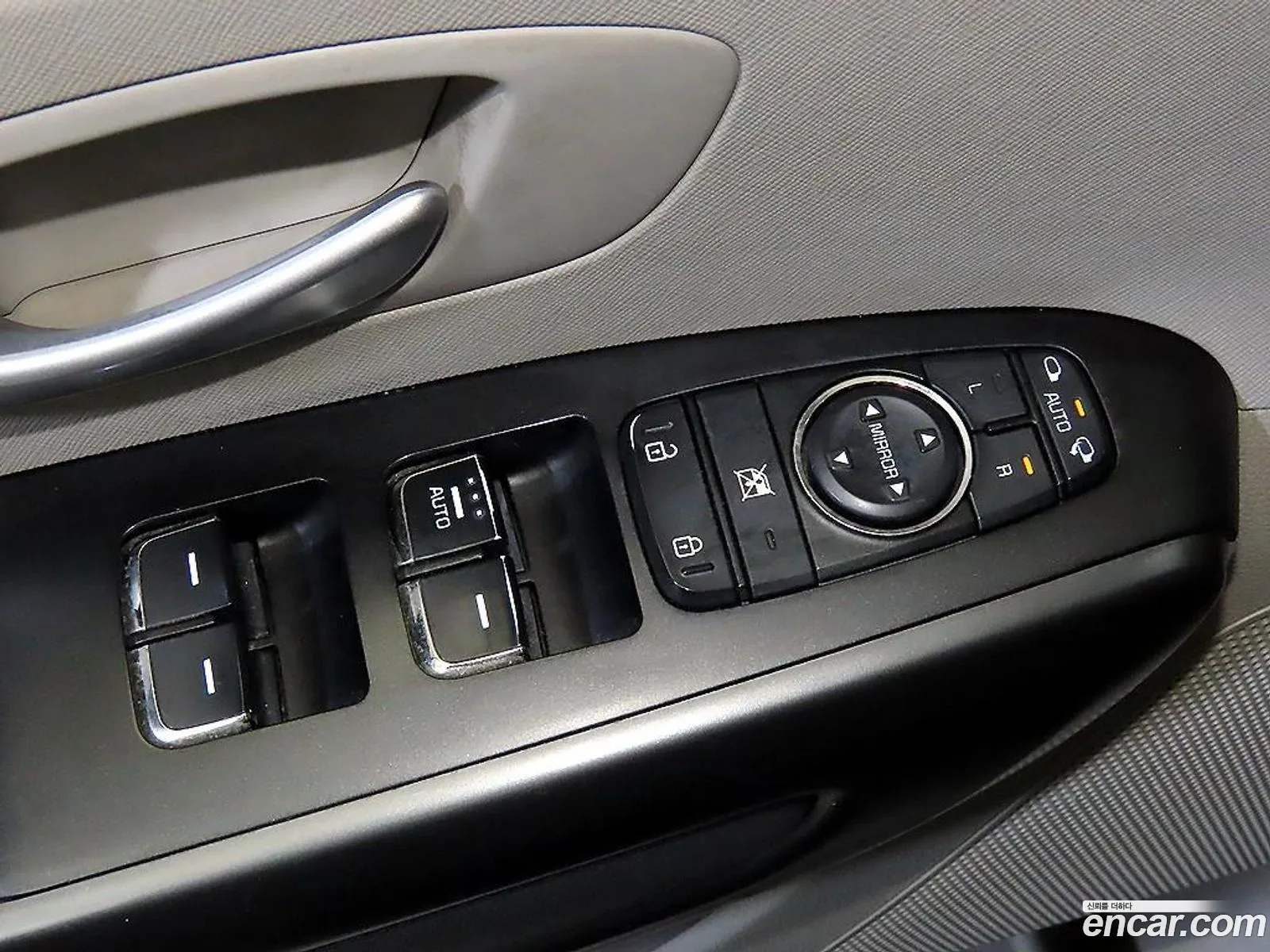 Kia Carnival 2016 — 3