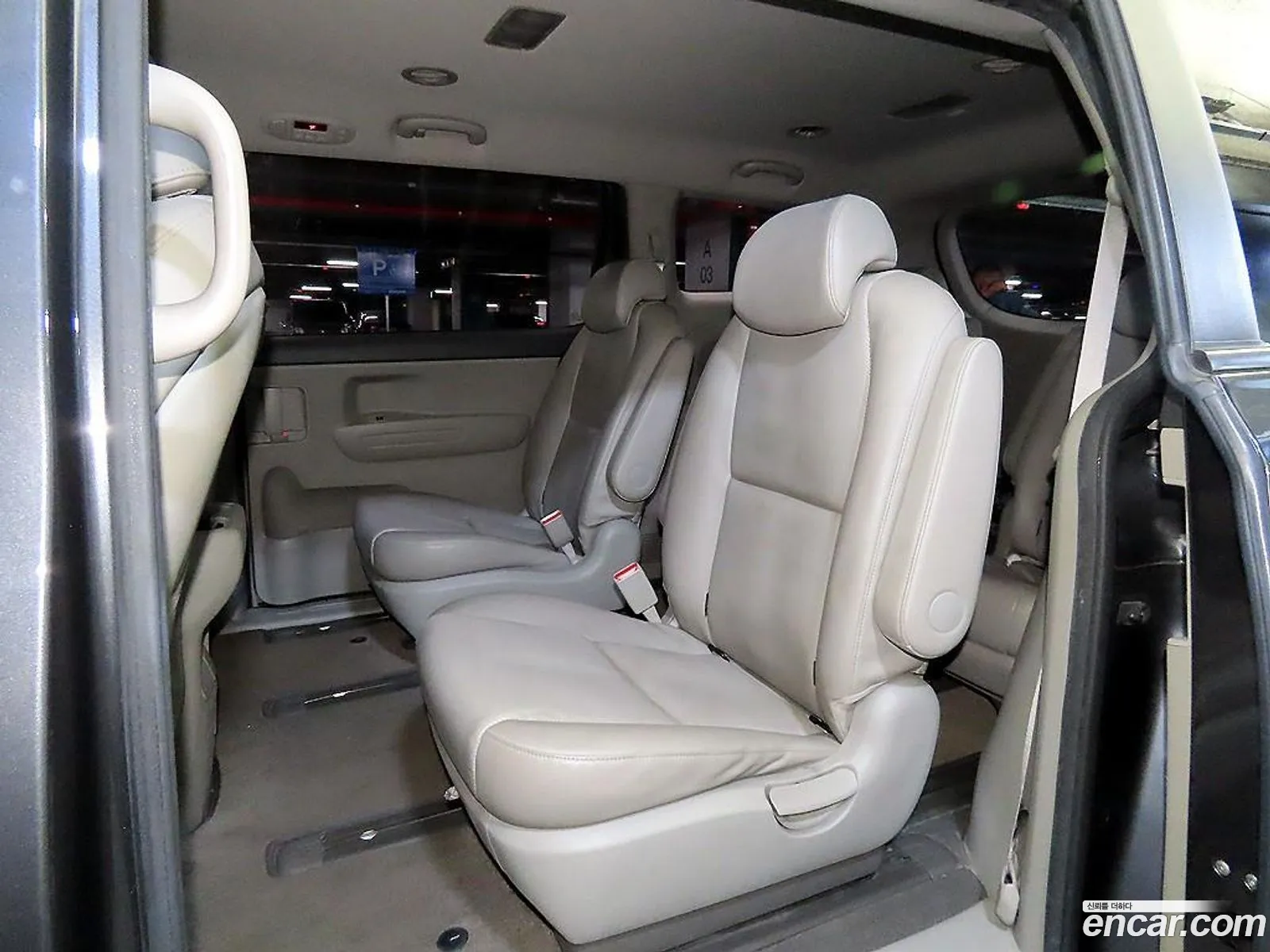 Kia Carnival 2016 — 16