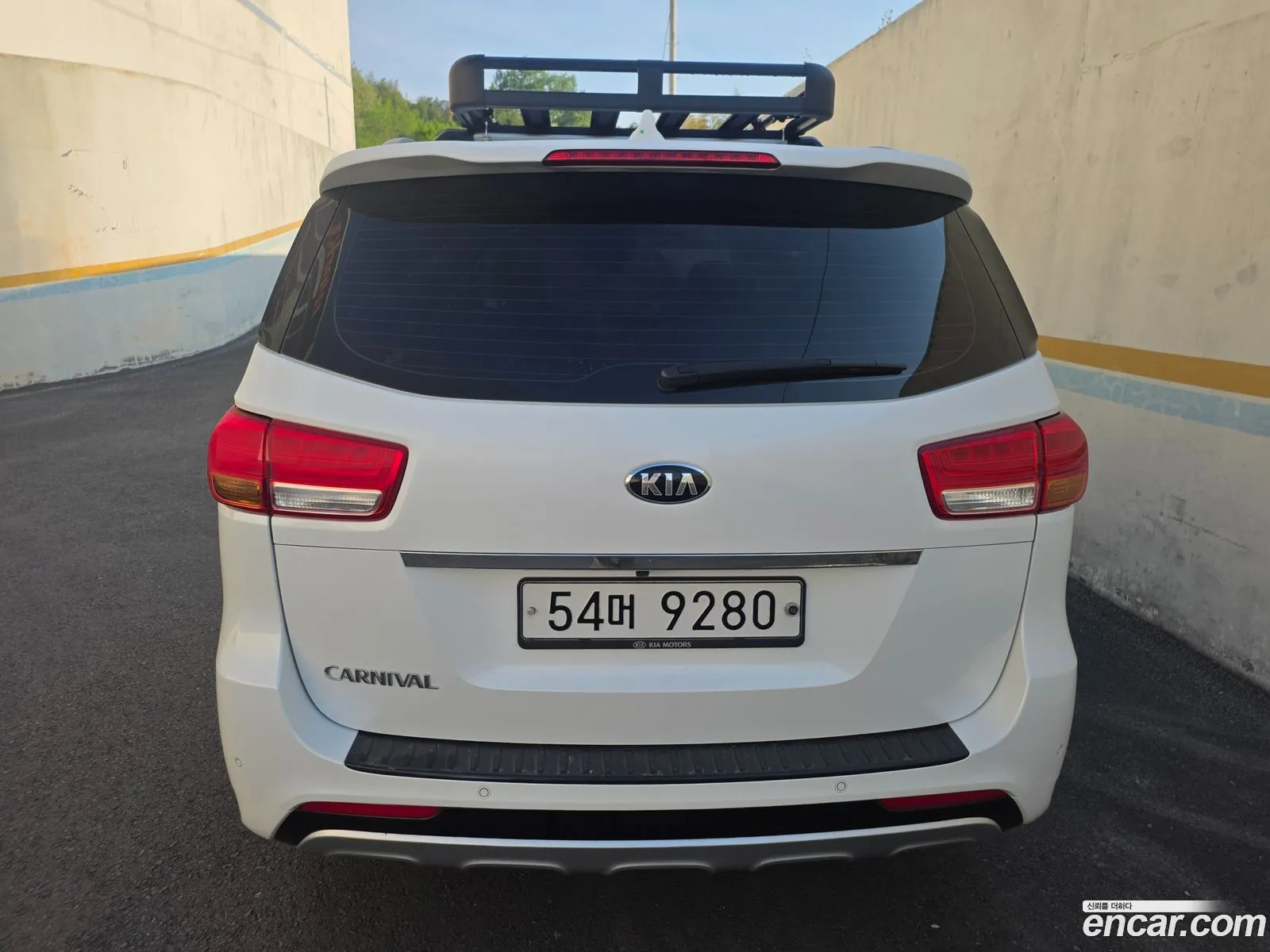 Kia Carnival 2016 — 8