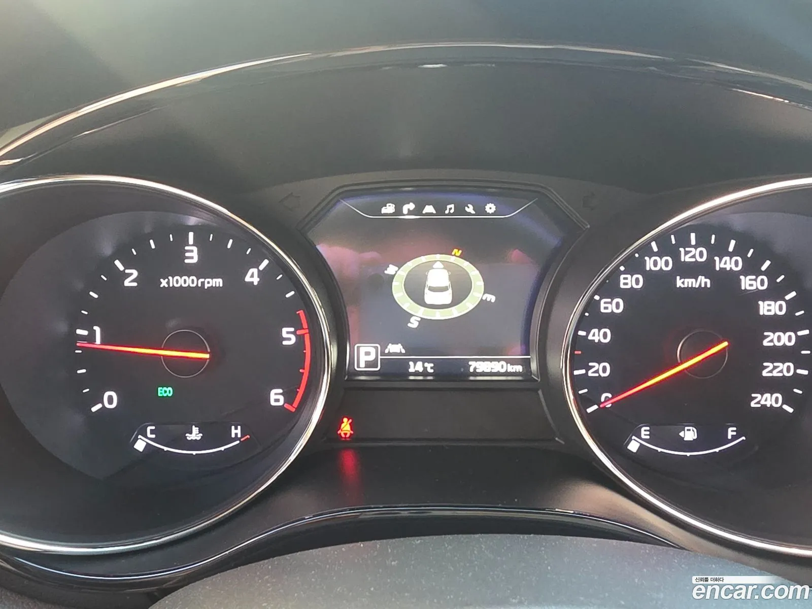 Kia Carnival 2016 — 13