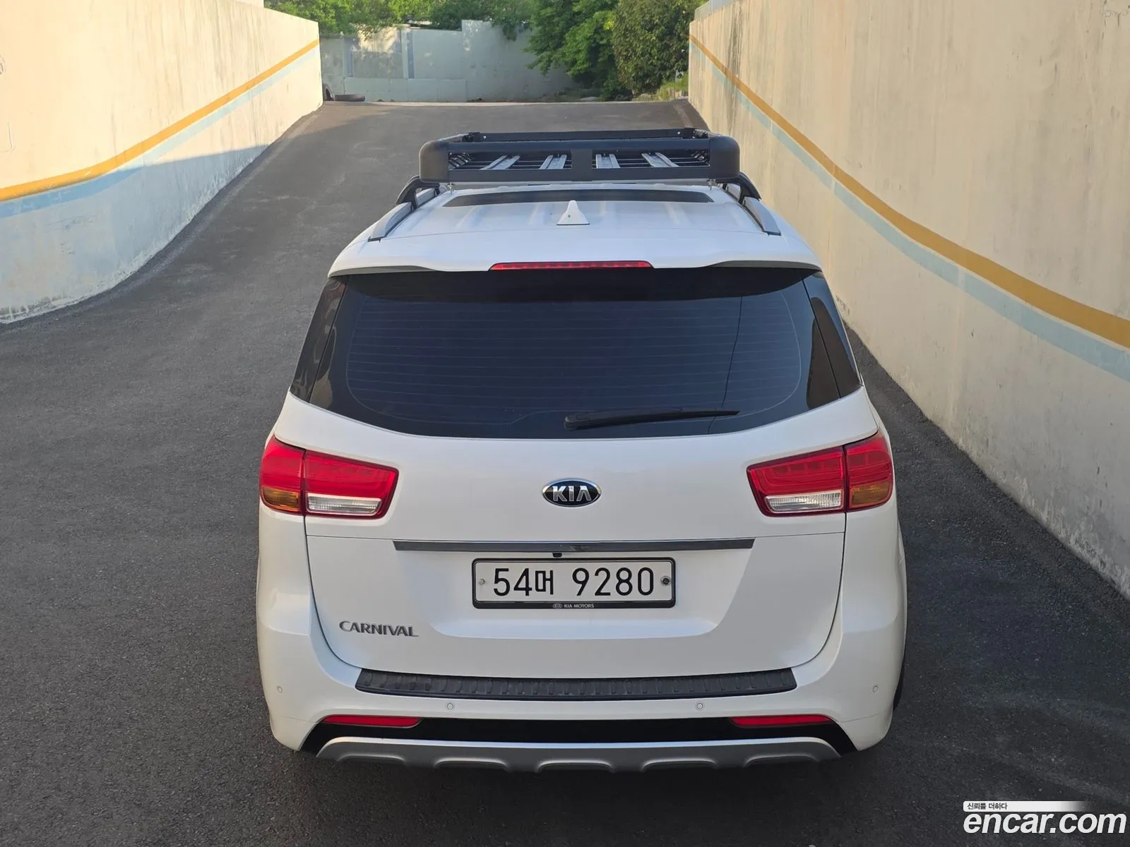 Kia Carnival 2016 — 18