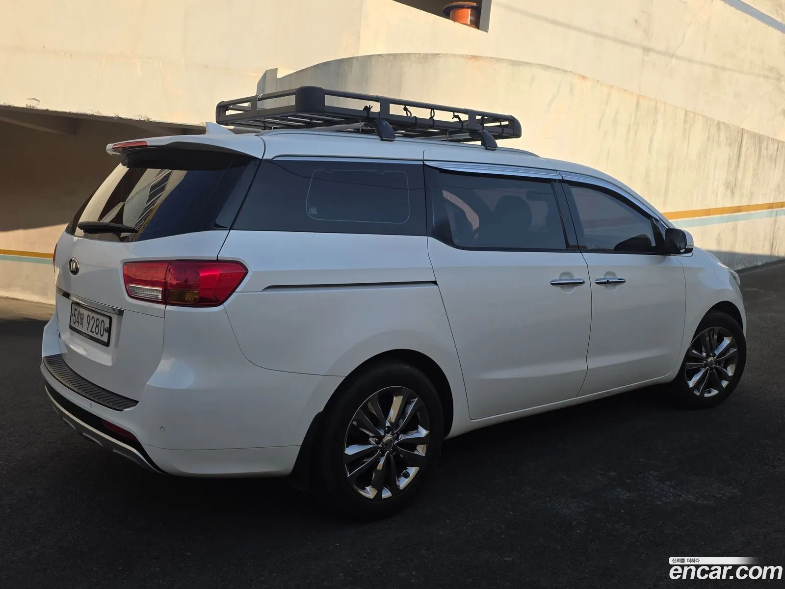 Kia Carnival 2016 — 16