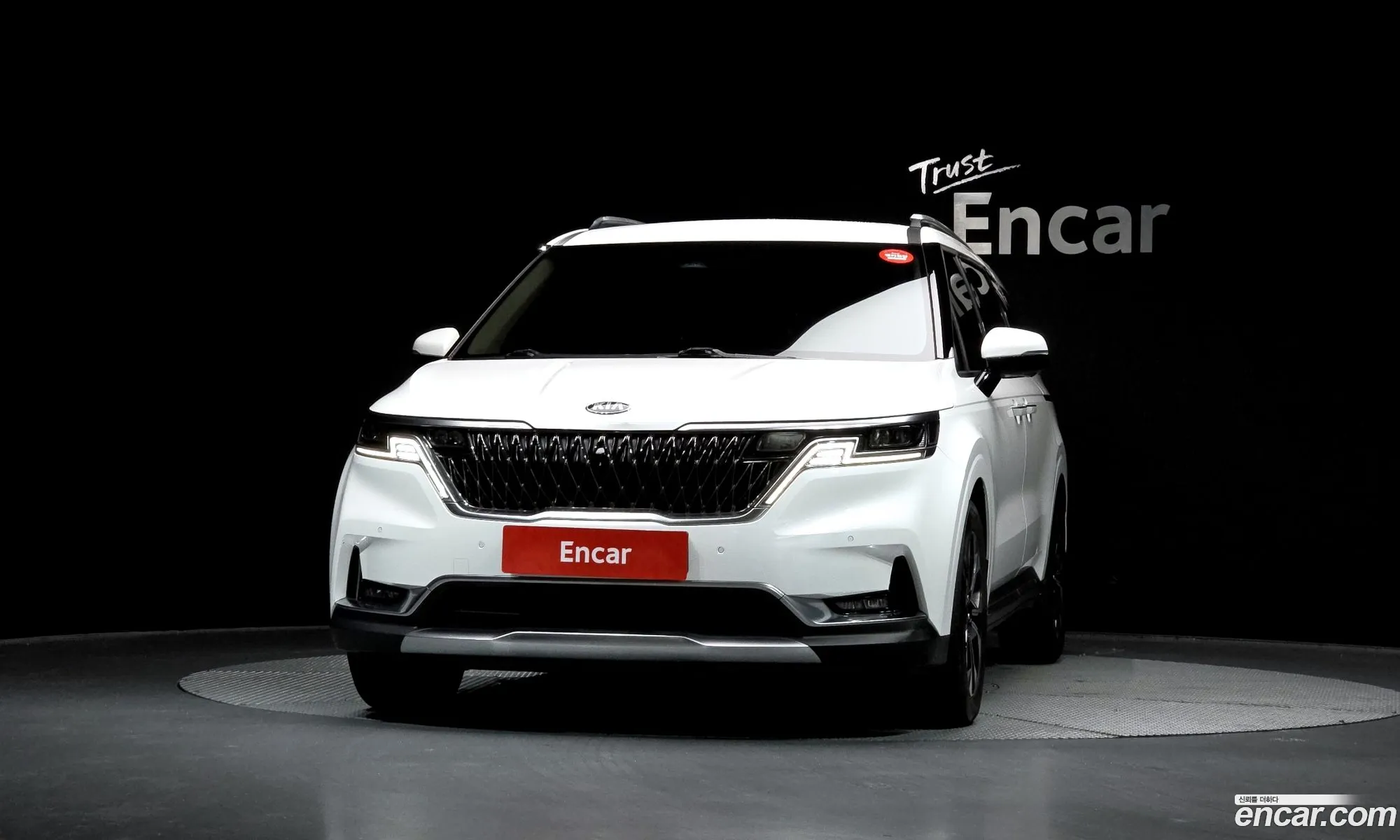 Kia Carnival 2021 — 28