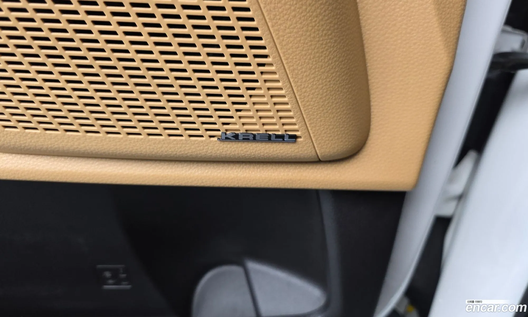 Kia Carnival 2021 — 14