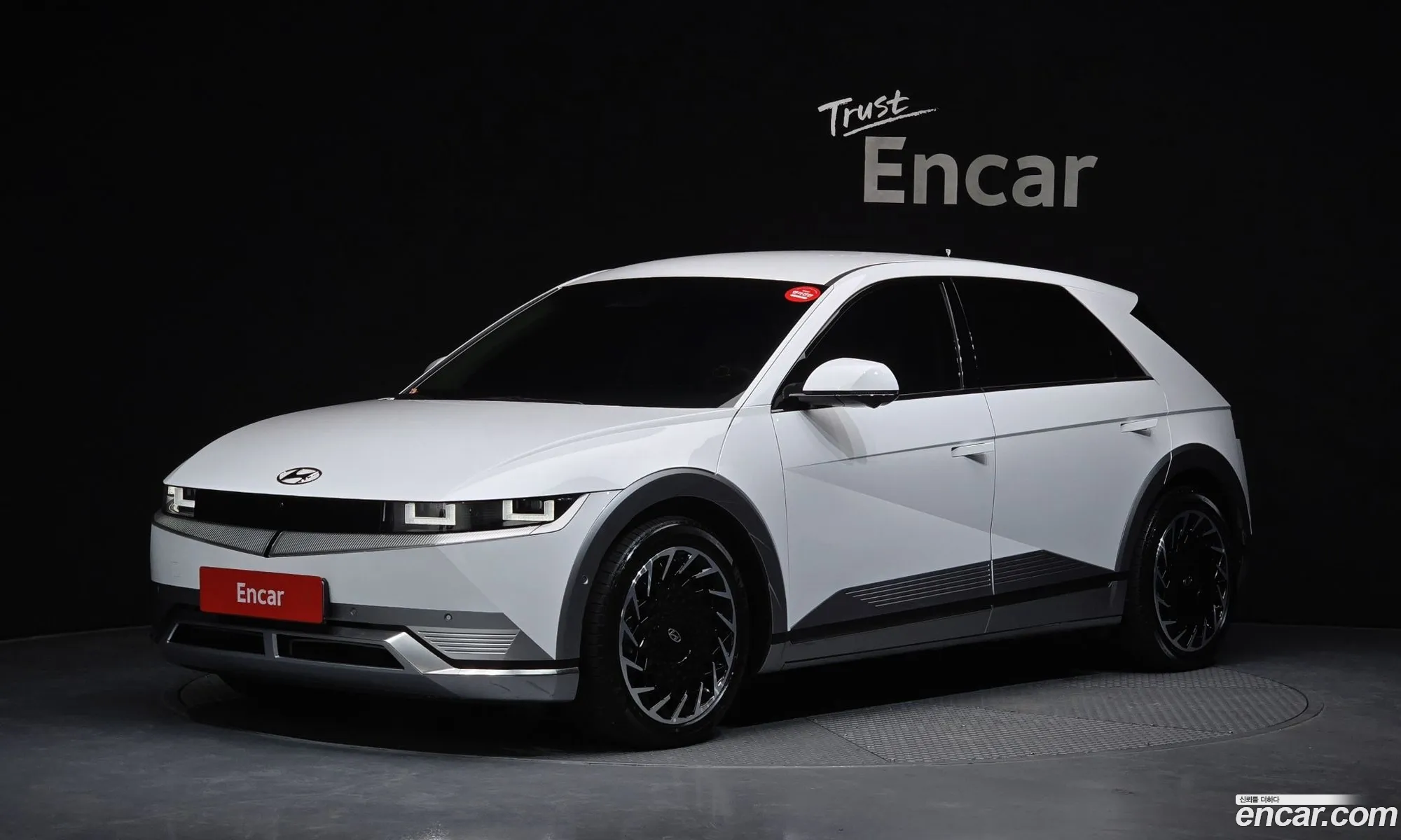 Hyundai Ioniq 5 2024 KMHKR81EFRU245123 — 16