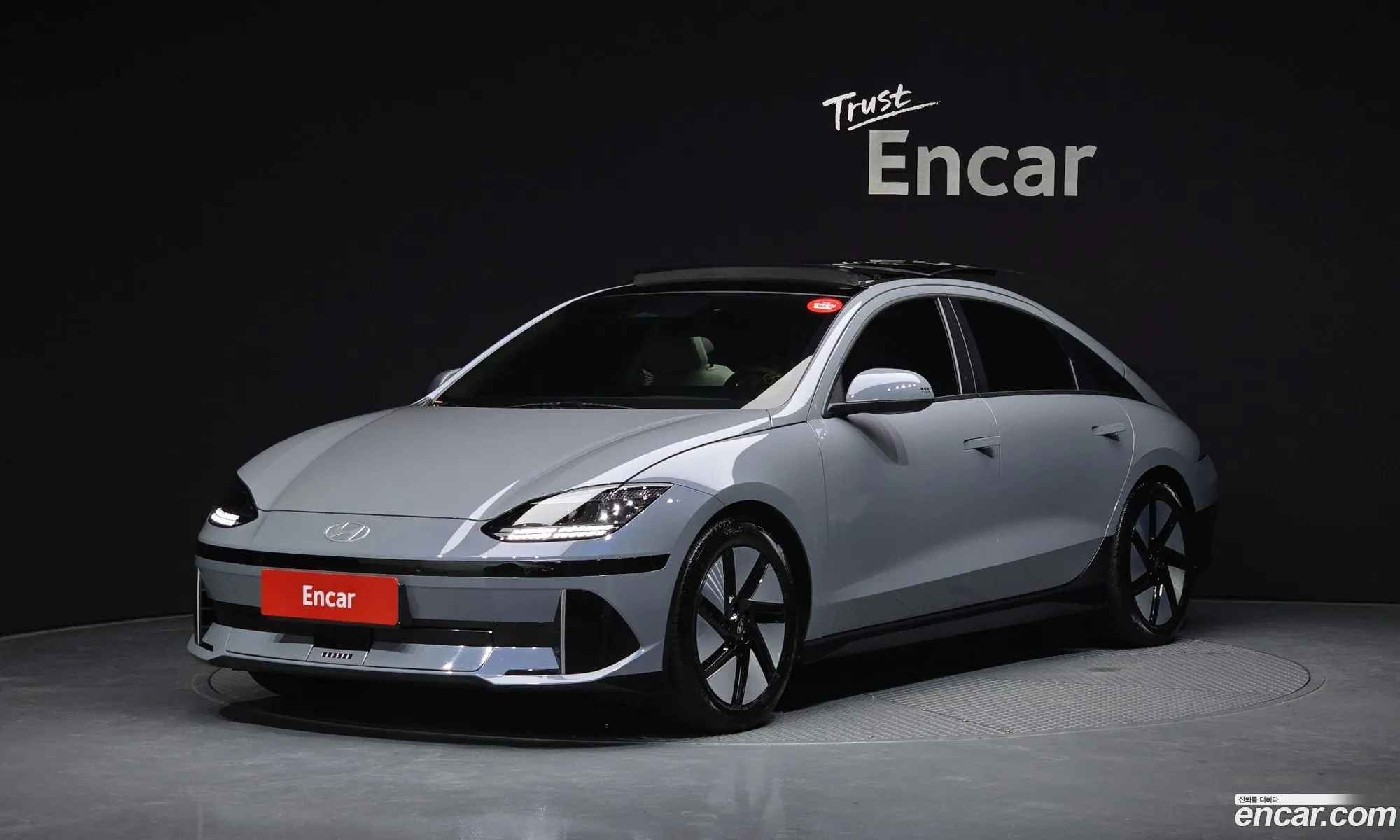 Hyundai Ioniq 6 2023 KMHM241CPPA059967 — 3