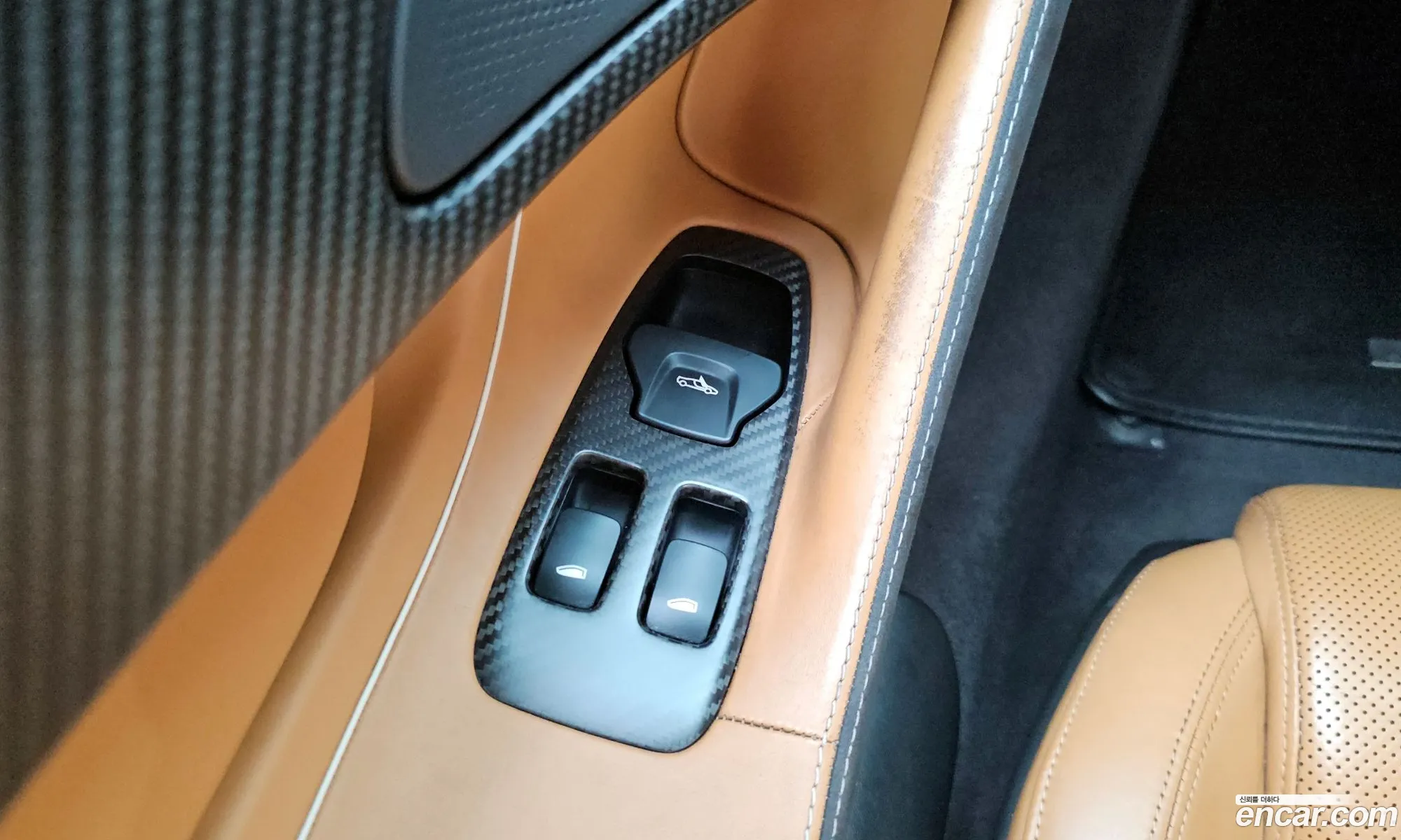 McLaren 570S 2018 SBM13FAB8JW004902 — 11