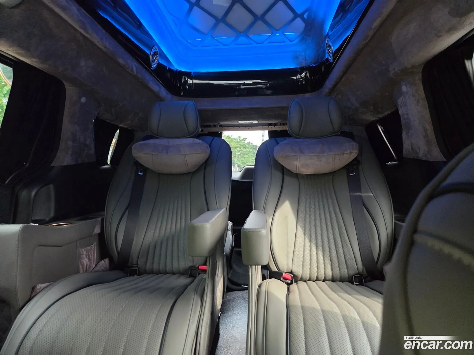 Kia Carnival 2024 — 3