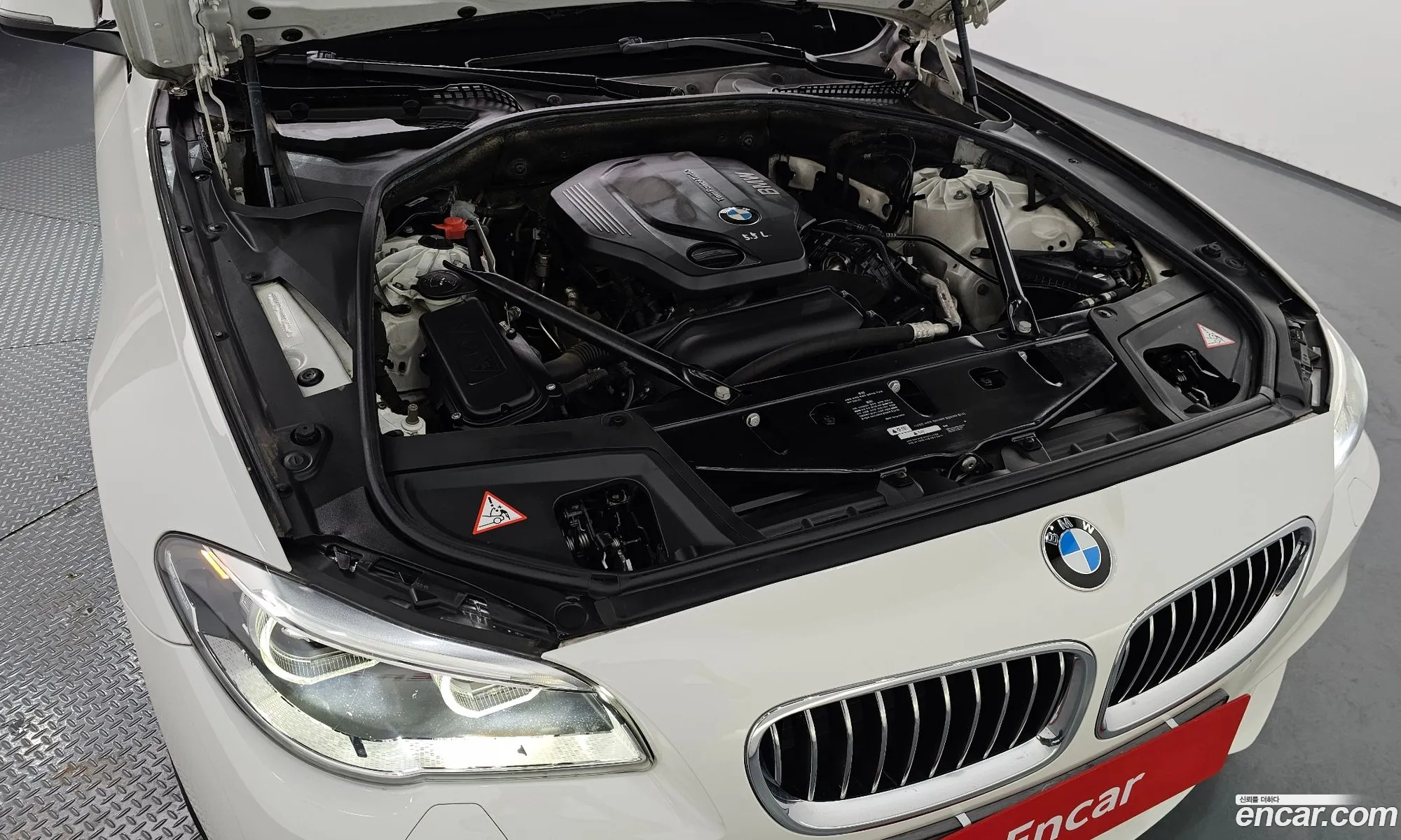 BMW 5 Series 2016 WBA5E5109GG200750 — 13