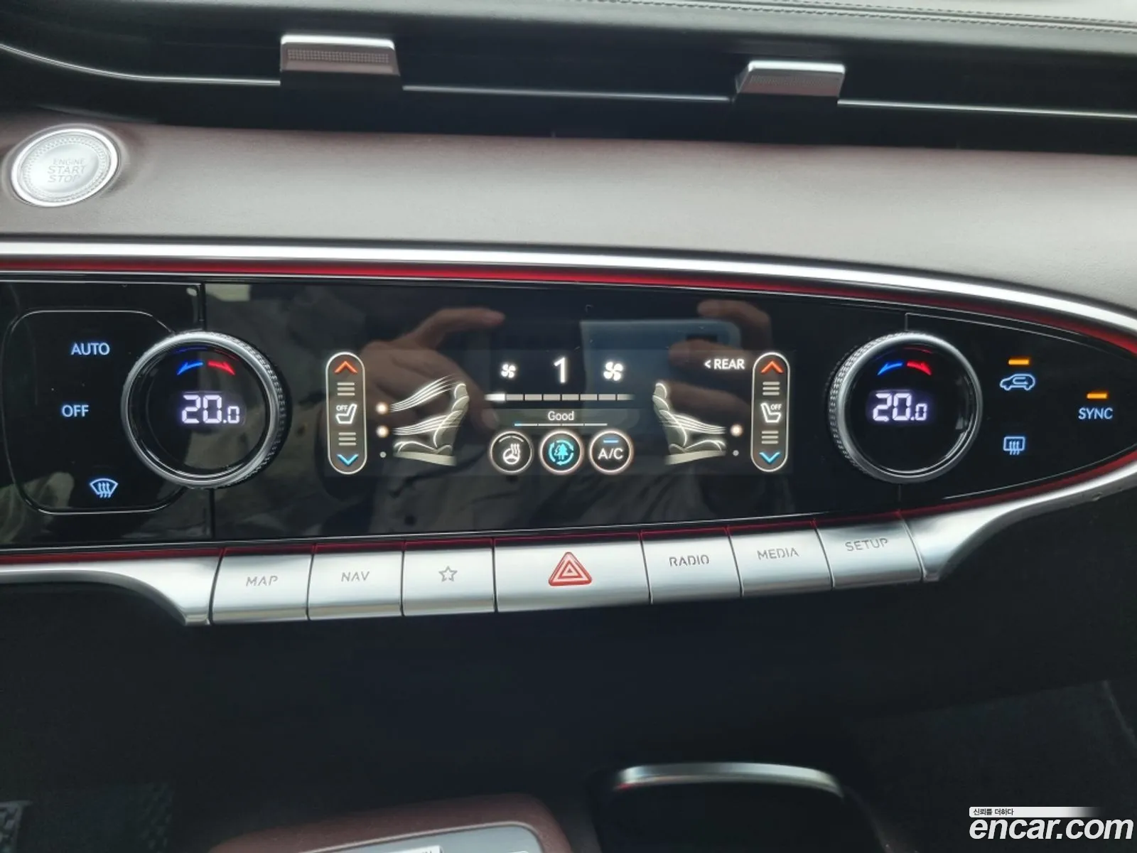 Genesis GV70 2021 — 16