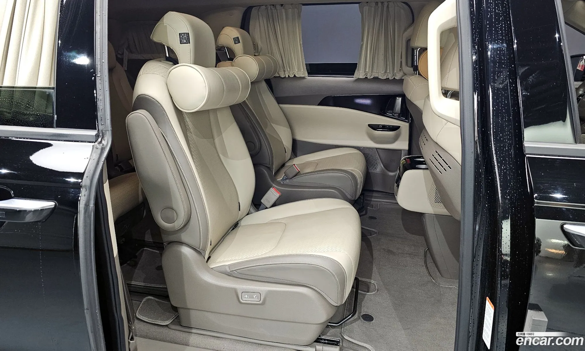 Kia Carnival 2022 KNANE813BPS202920 — 3