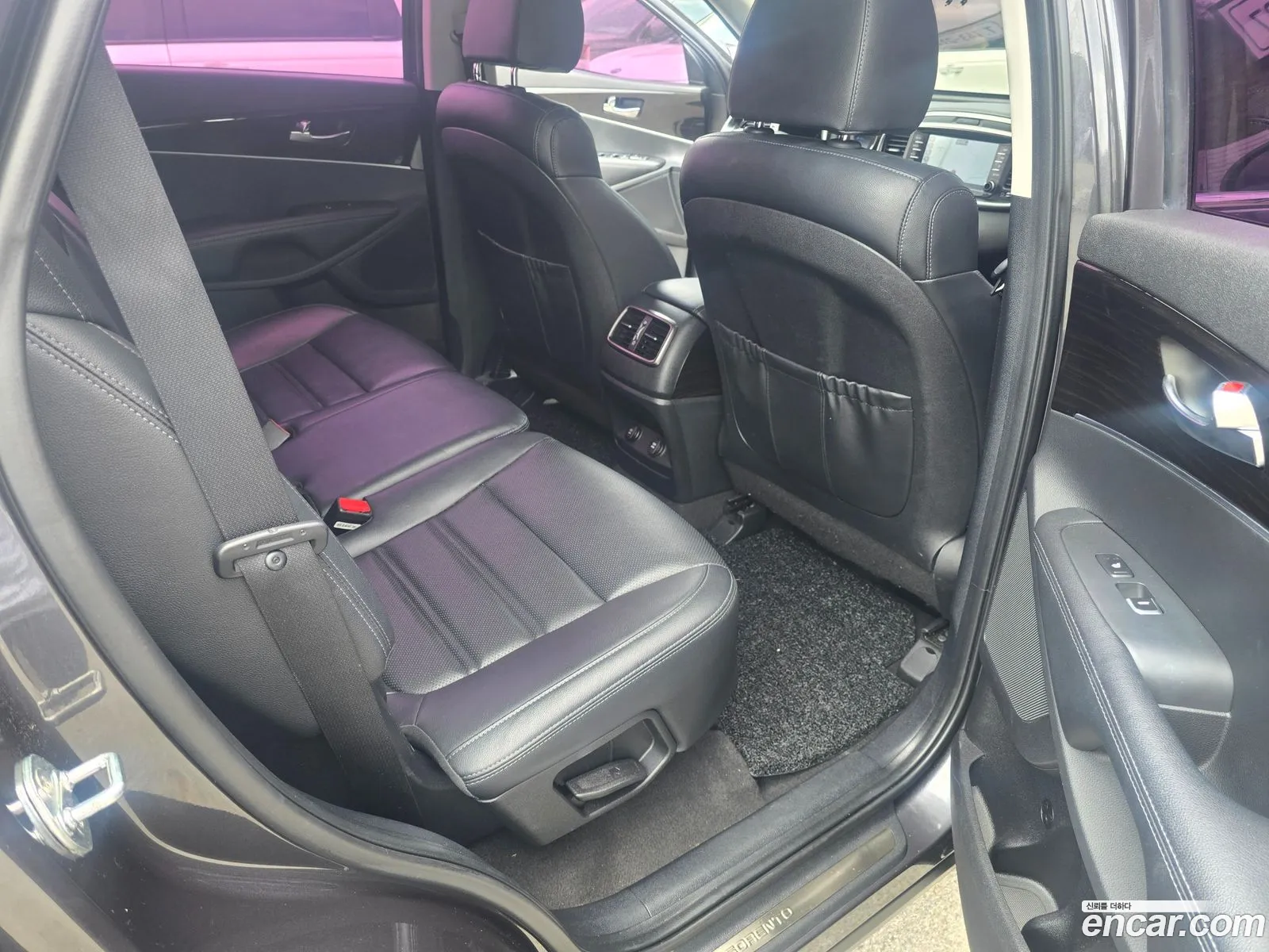 Kia Sorento 2018 — 11