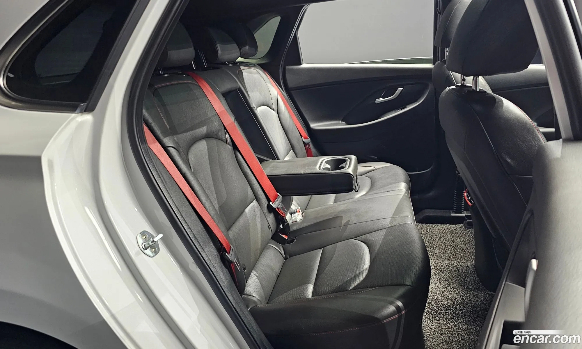 Hyundai i30 2016 — 16